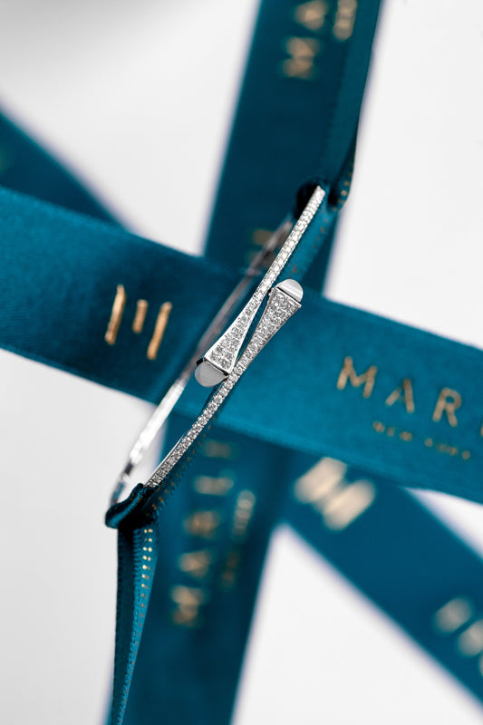 Marli Cleo White Gold Diamond / Moonstone Bangle