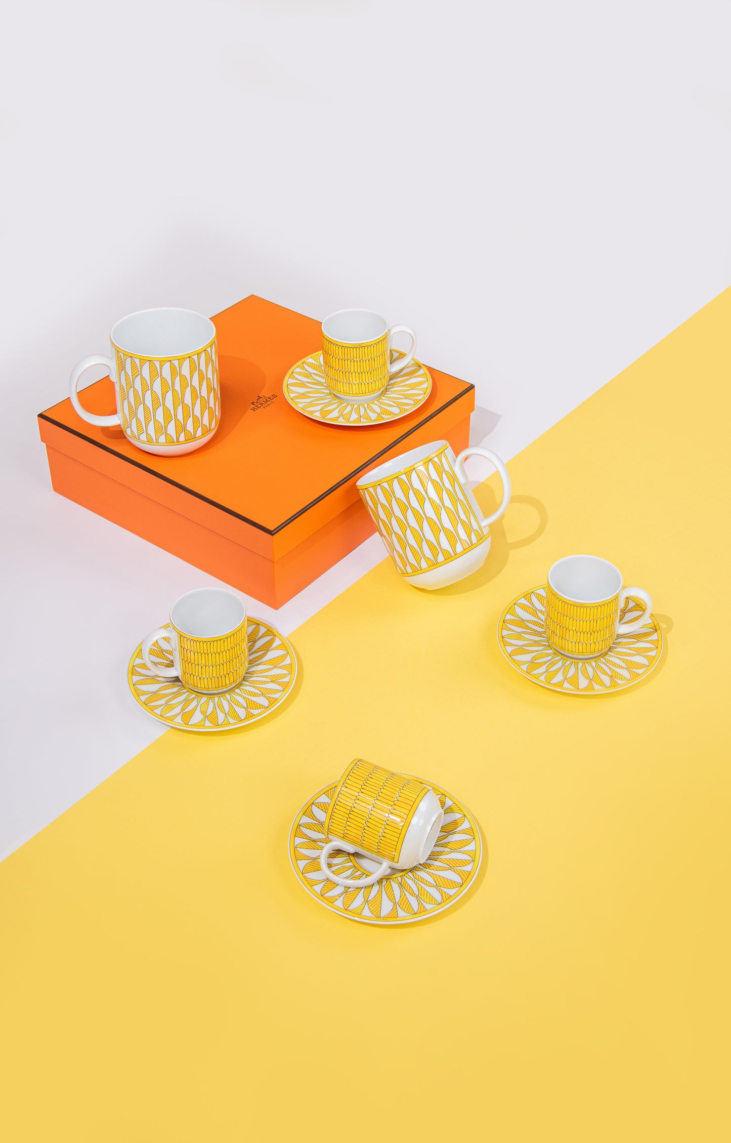 Hermès Soleil Tea Set in Yellow/White