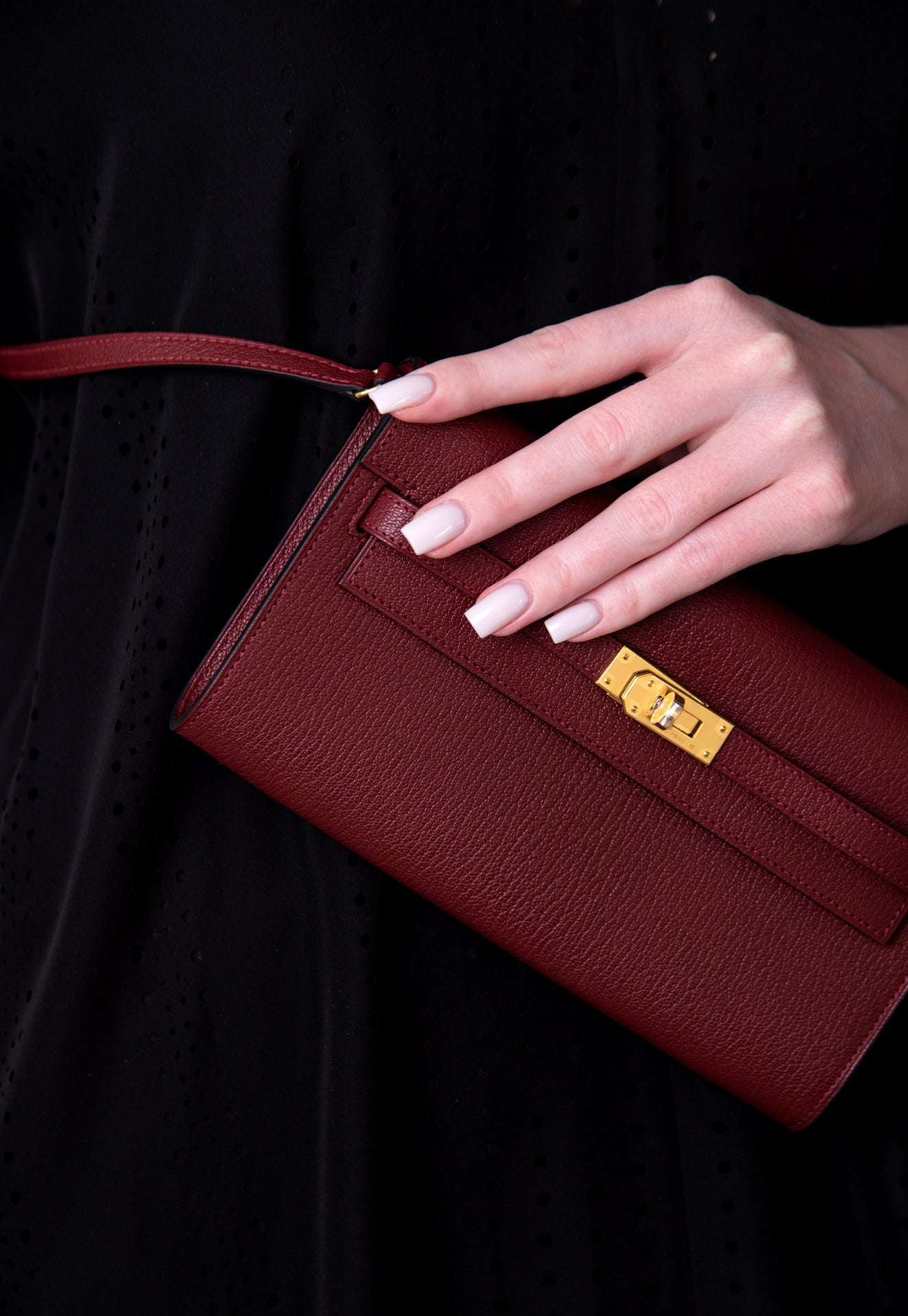 Hermès Kelly To Go Chevre Mysore Wallet in Rouge H GHW