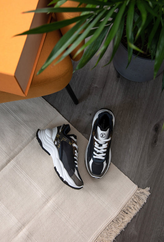 حذاء رياضي Louis Vuitton Run 55