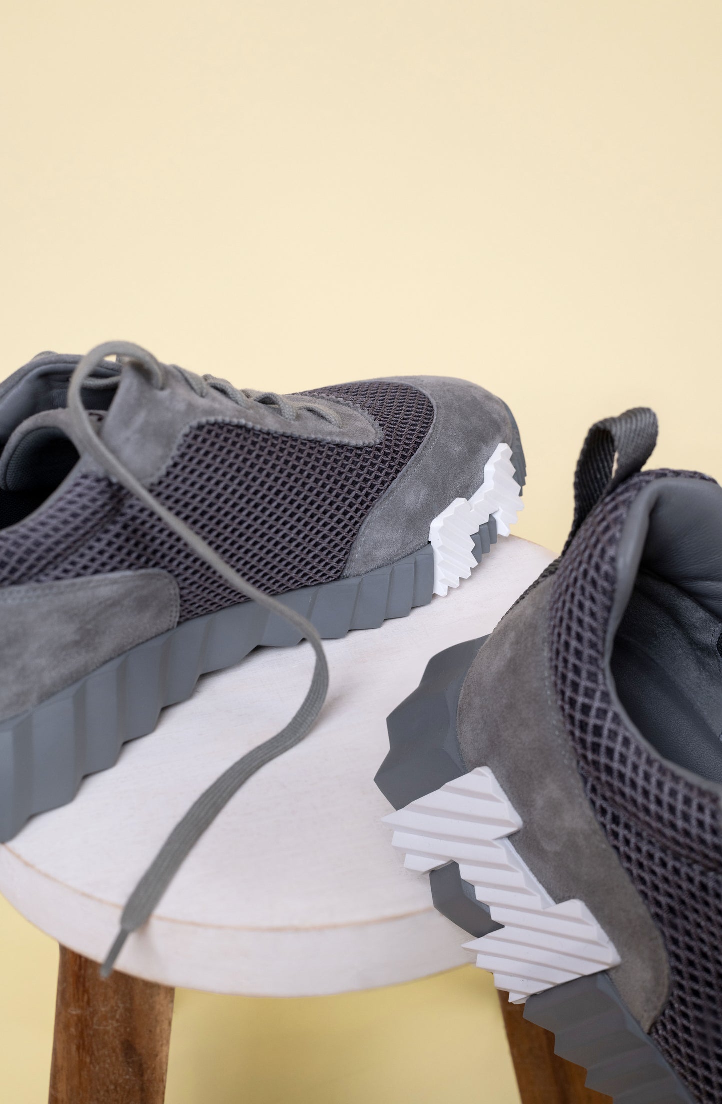 Hermès Bouncing Sneakers in Gris Brume