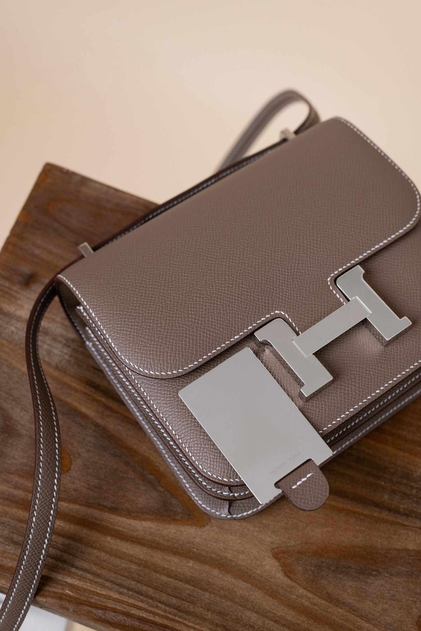 Hermès Mini Constance 18cm in Etoupe PHW