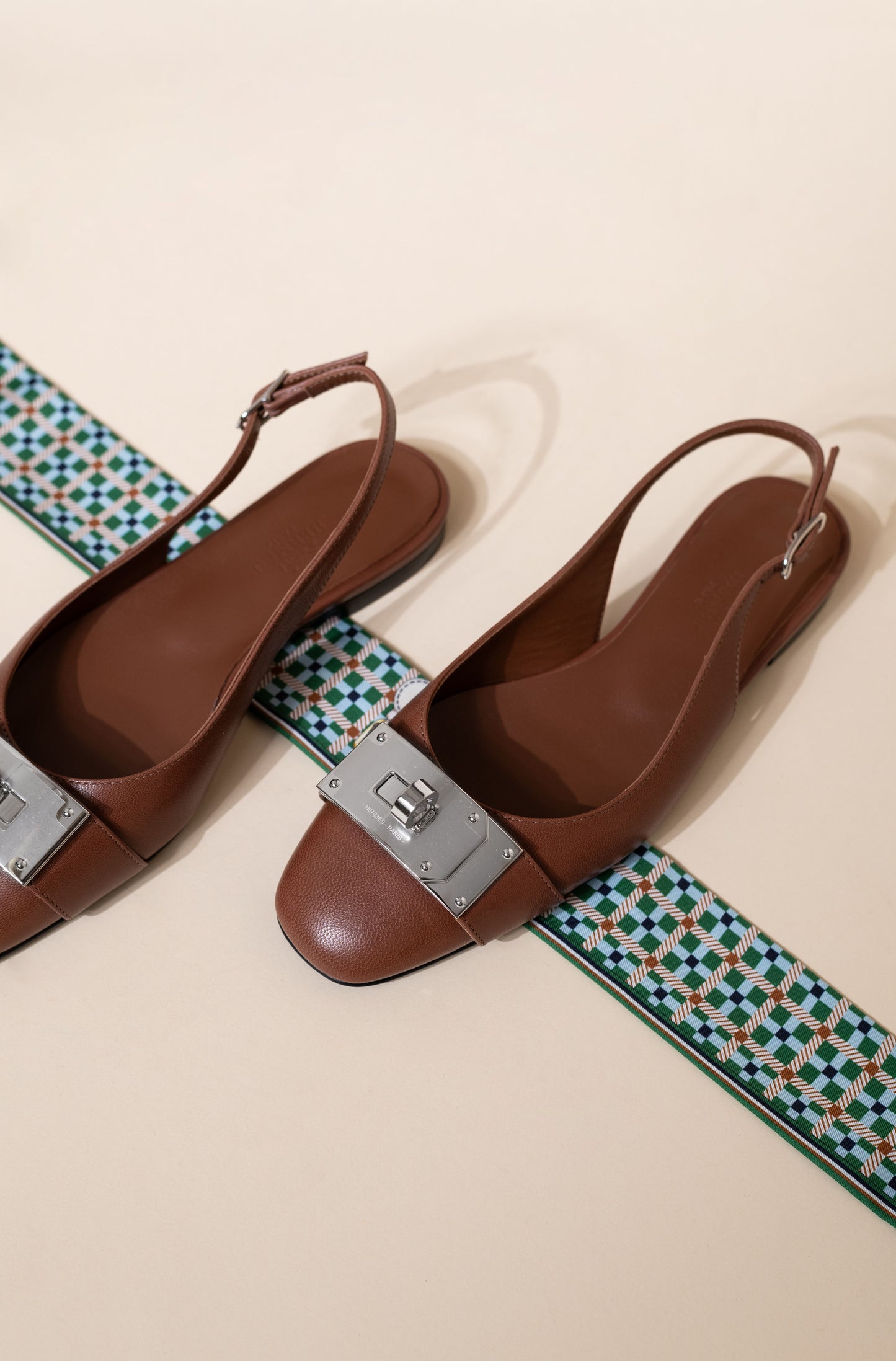 Hermès Innocente Slingback in Gold PHW