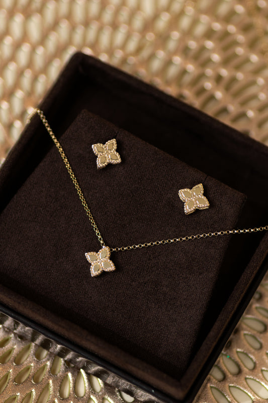 Roberto Coin Princess Flower Yellow Gold Pendant & Stud Earrings