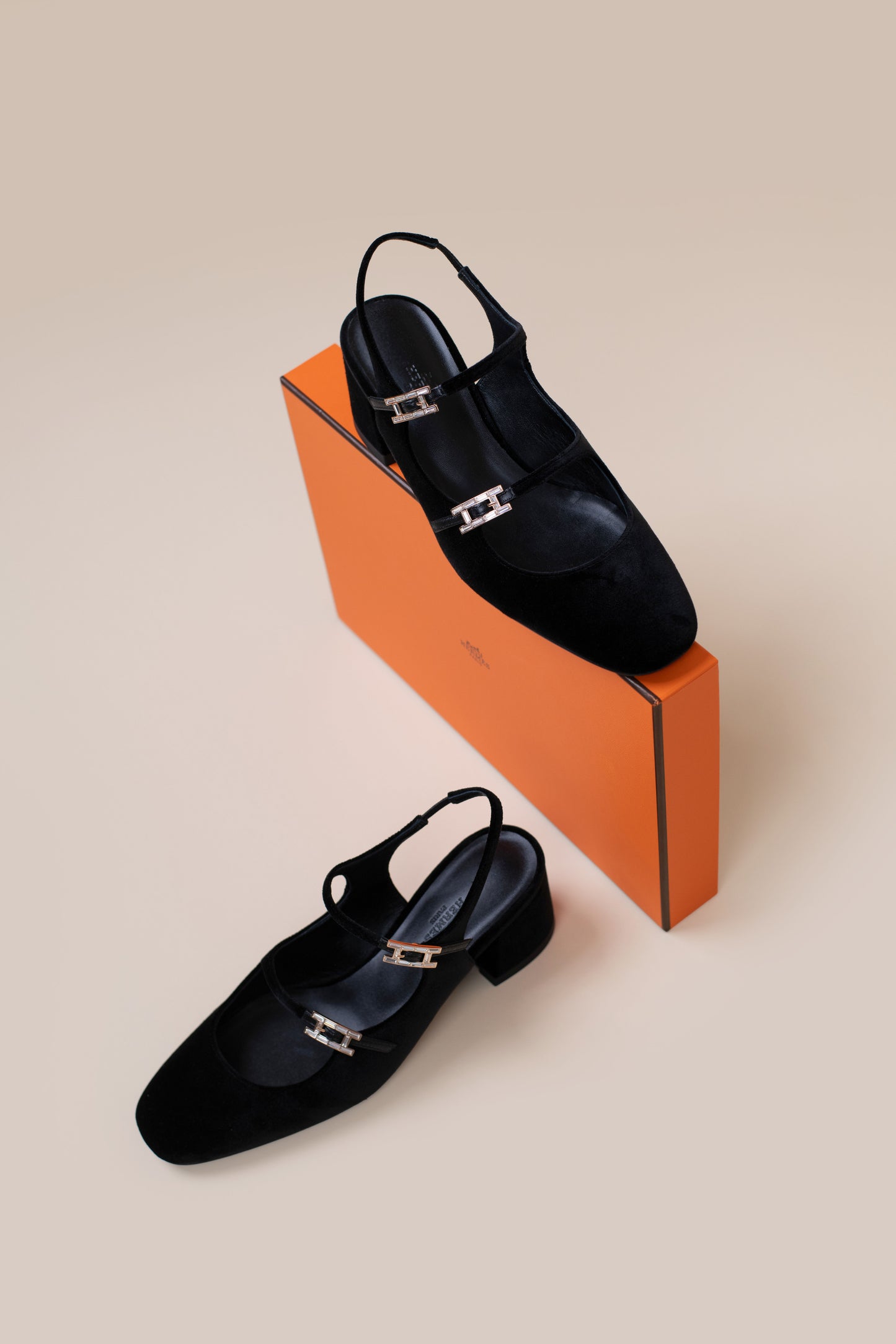 Hermès - Jackie 90 Black Pumps