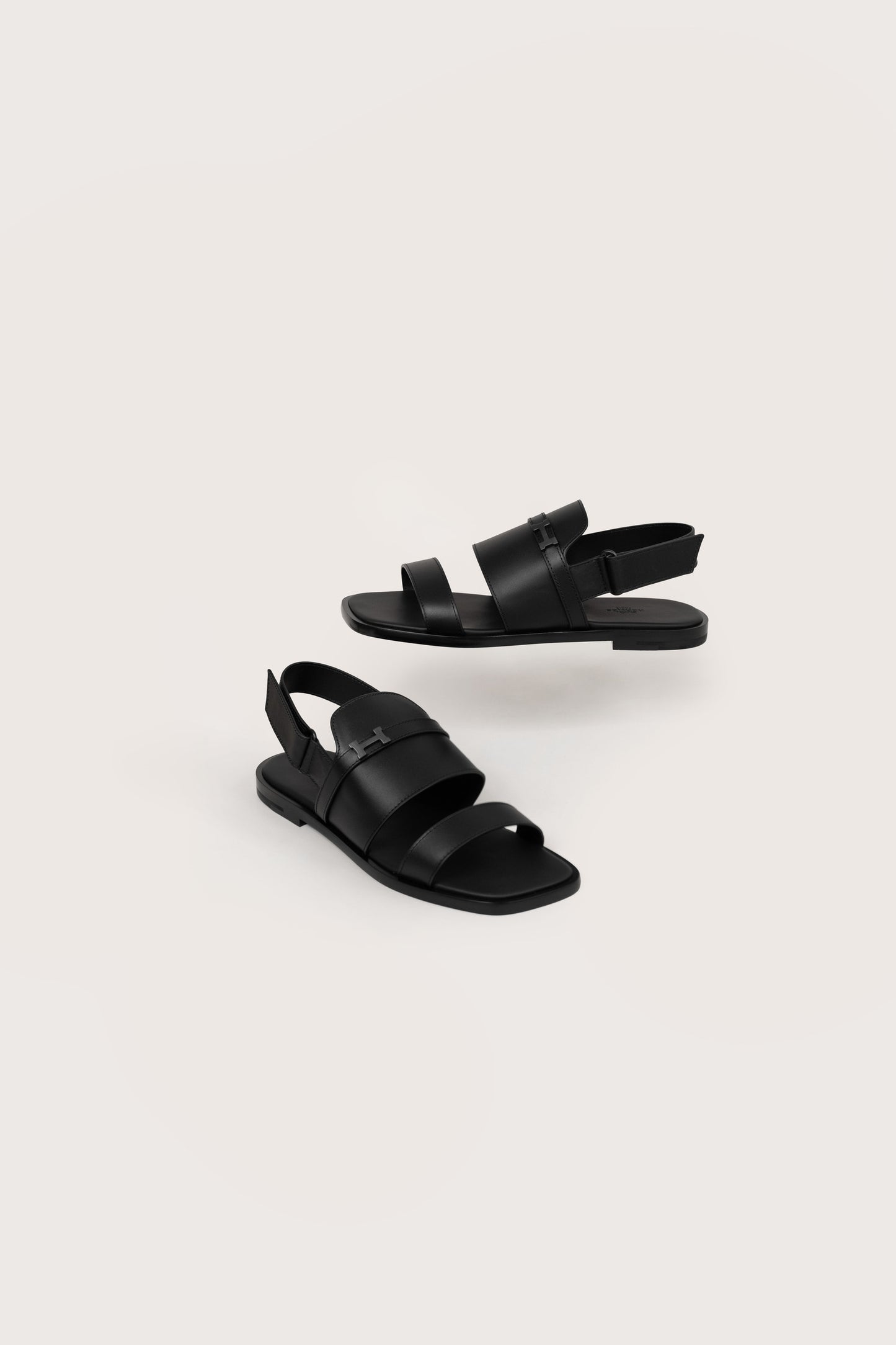 Hermès Henrio Black Sandals