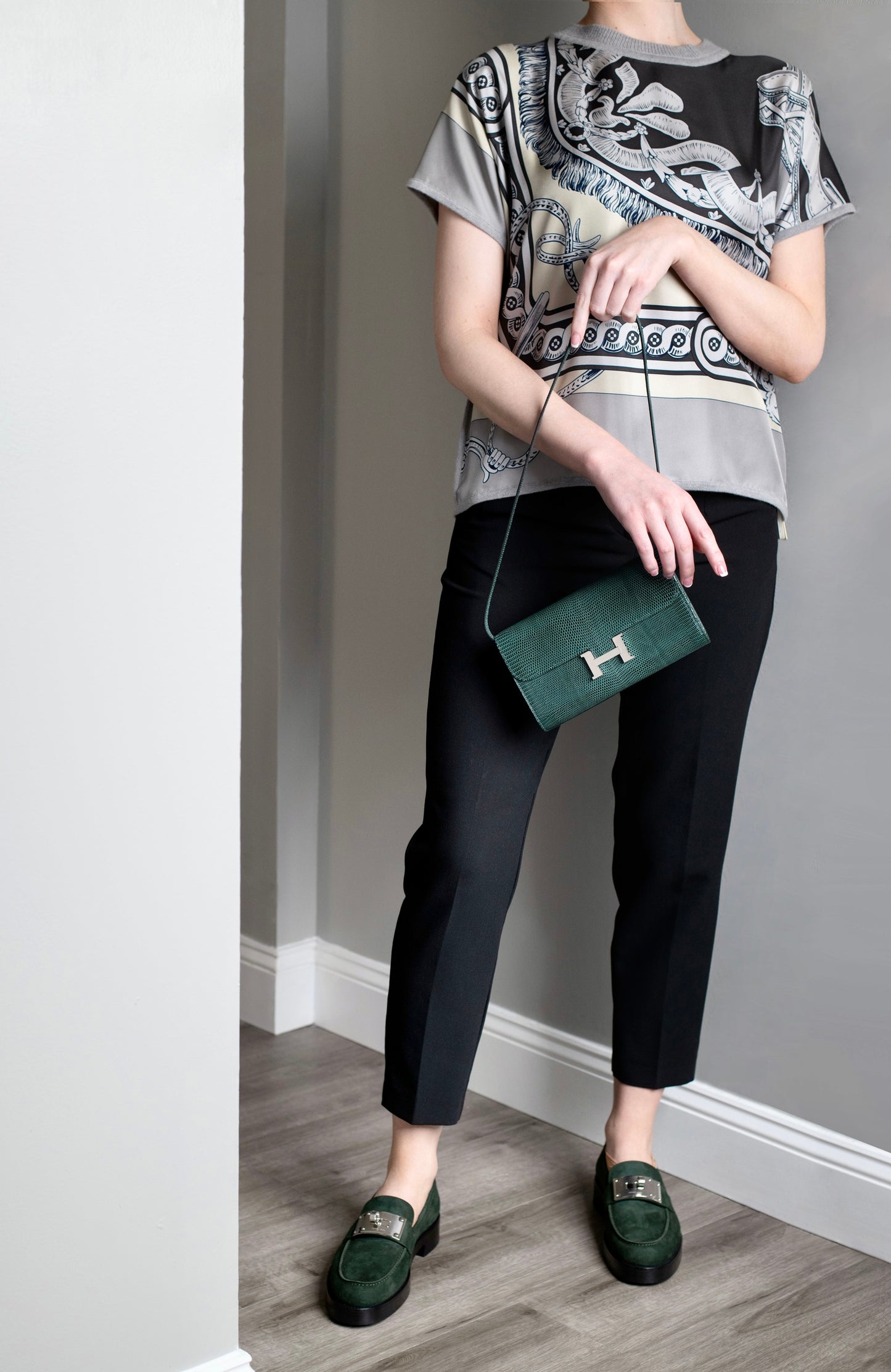 Hermès Constance Wallet To Go in Lizard Vert Cypress