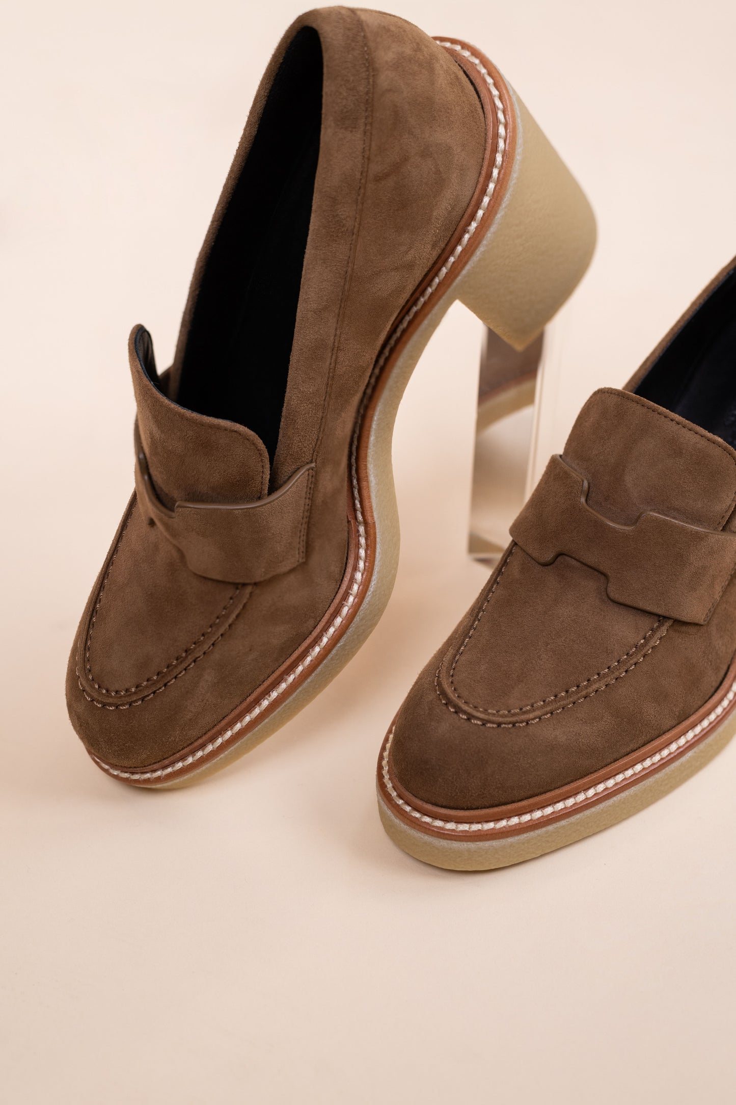Hermès Didi 70 Pumps in Brun Fume