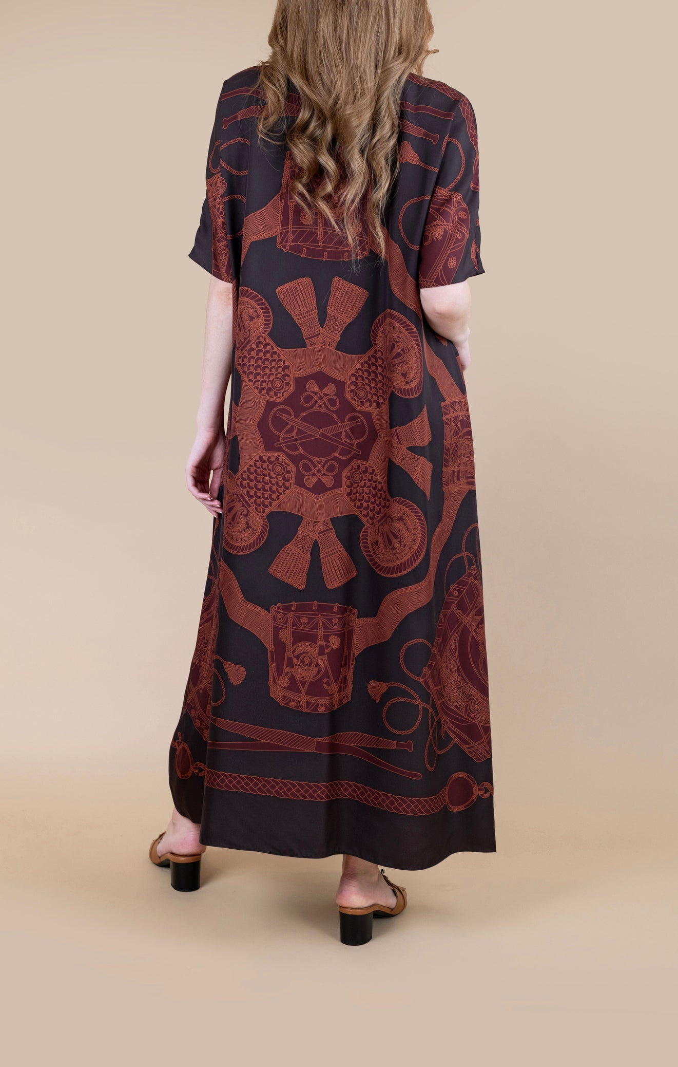 Hermès Caftan in Marron Ebene