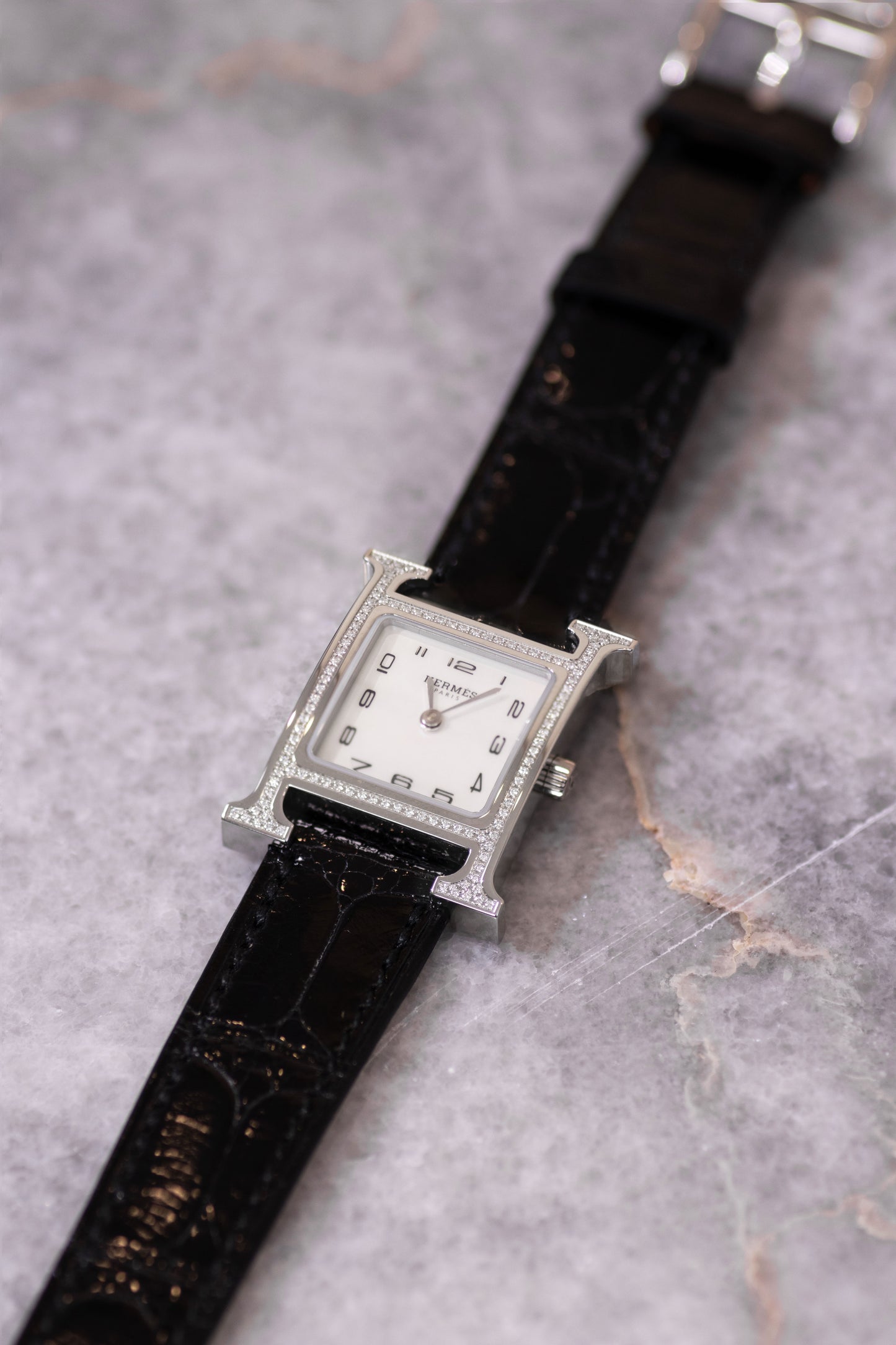 Hermès Heure H Watch 21mm in Black Alligator