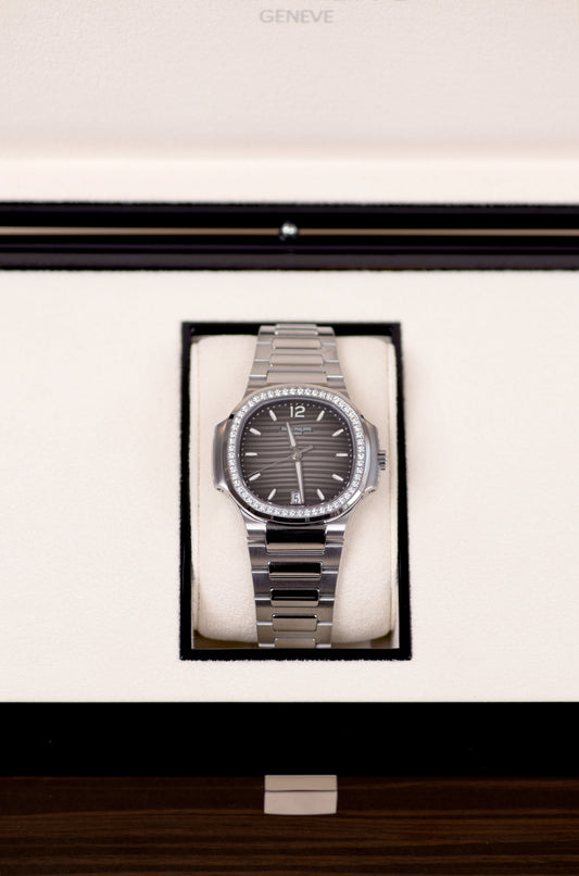 Patek Philippe Nautilus Watch in Stainless Steel 7118-1200A-011