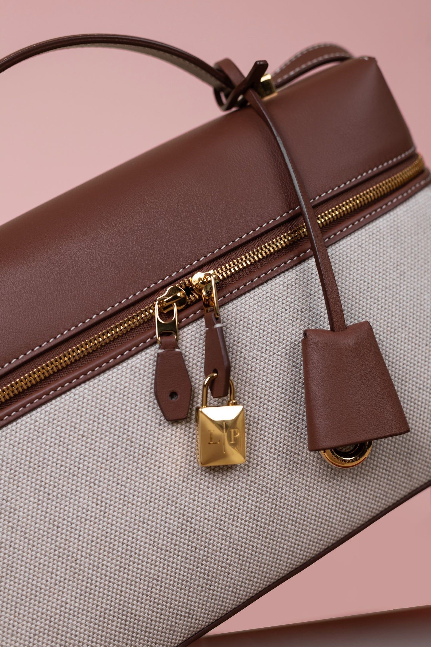 Loro Piana Extra Bag L27 in Natural