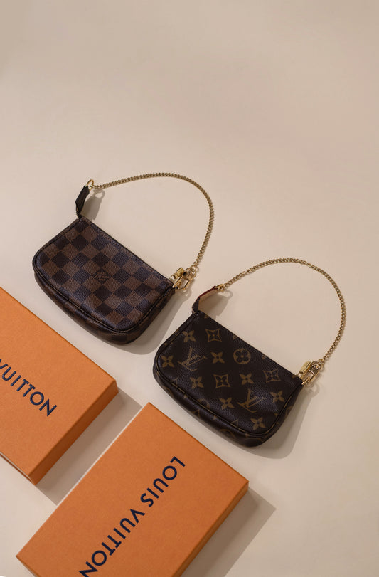 حقيبة Louis Vuitton Mini Pochette وحقيبة Monogram صغيرة