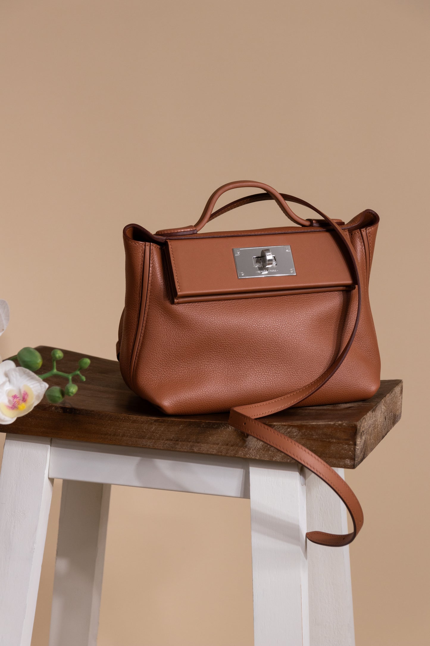 Hermès Mini 24/24 in Gold PHW