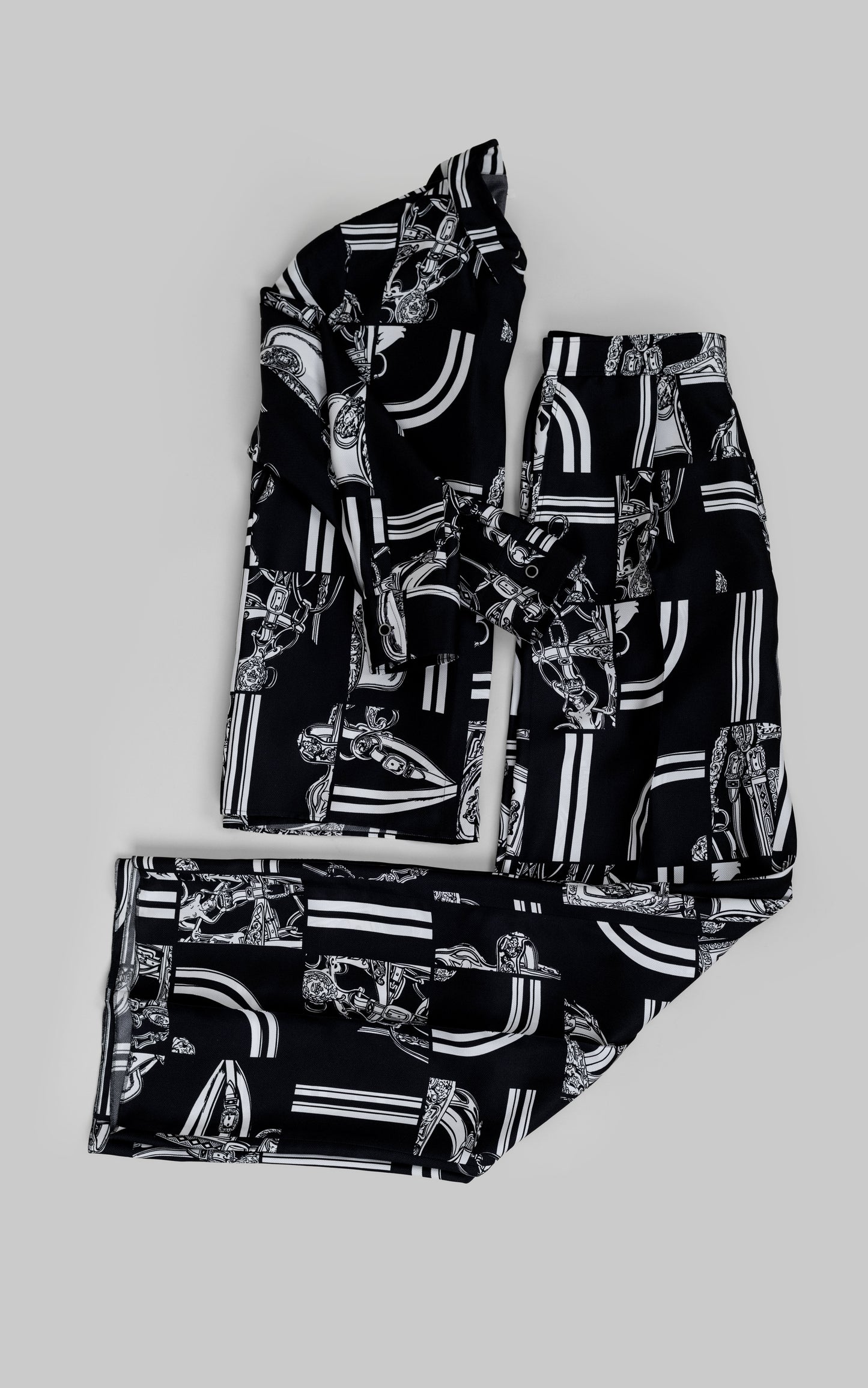Hermès "En Desordre Finesse" Top & Pants