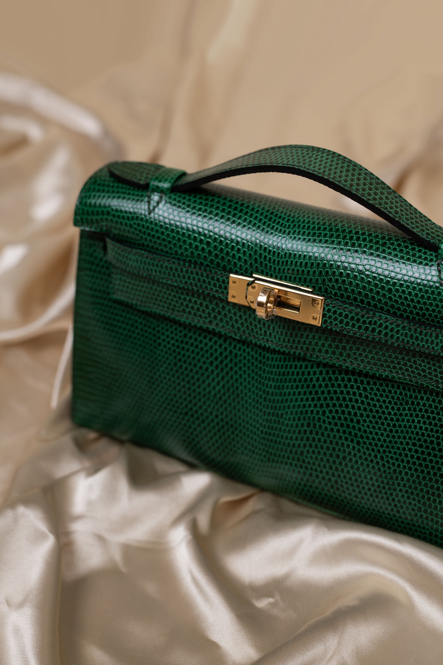 Hermès Kelly Pochette Lizard in Vert Fonce GHW