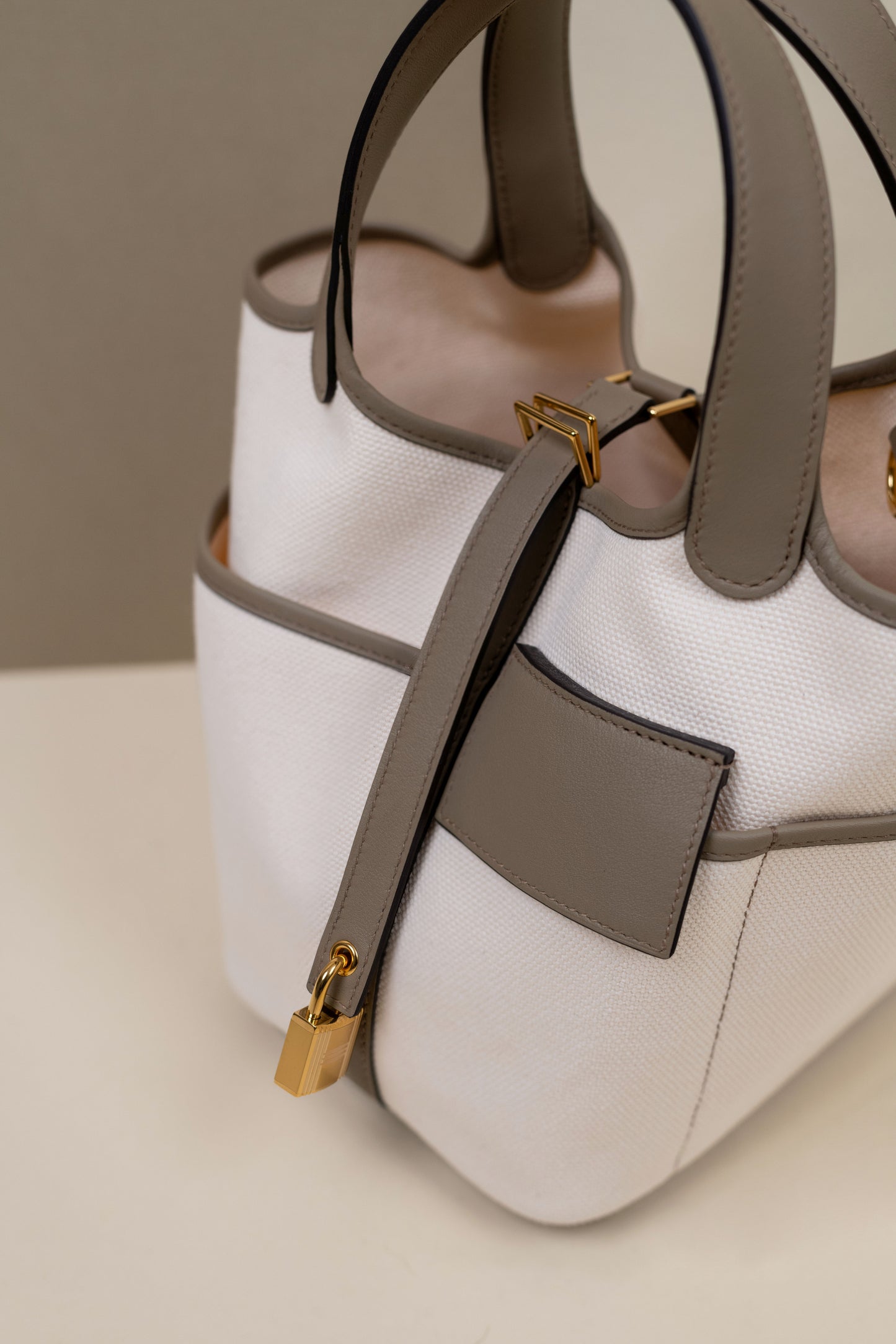 Hermès Picotin 18 Cargo in Ecru/Beige Marfa GHW