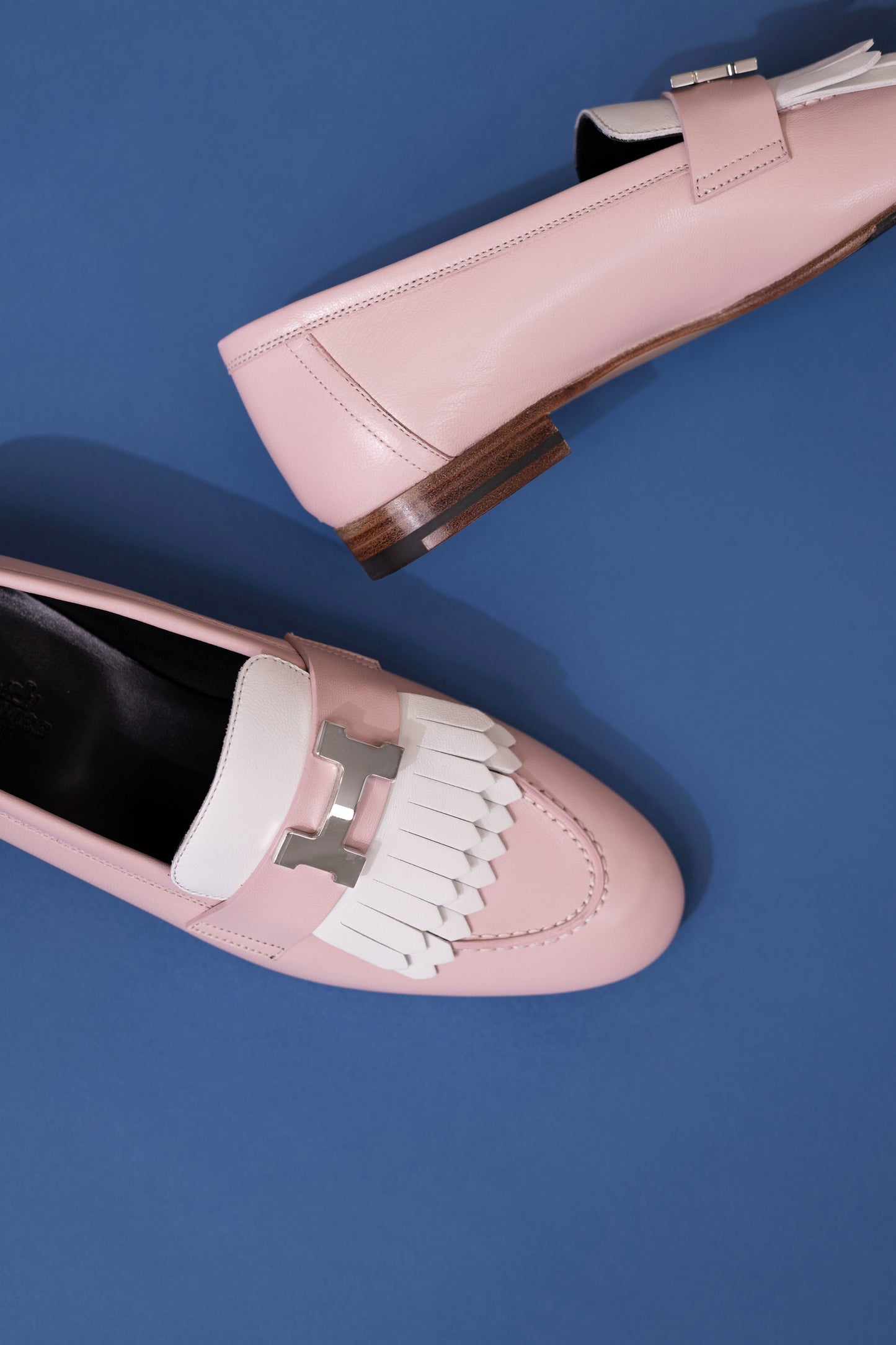 Hermès Royal Loafers in Light Pink/White