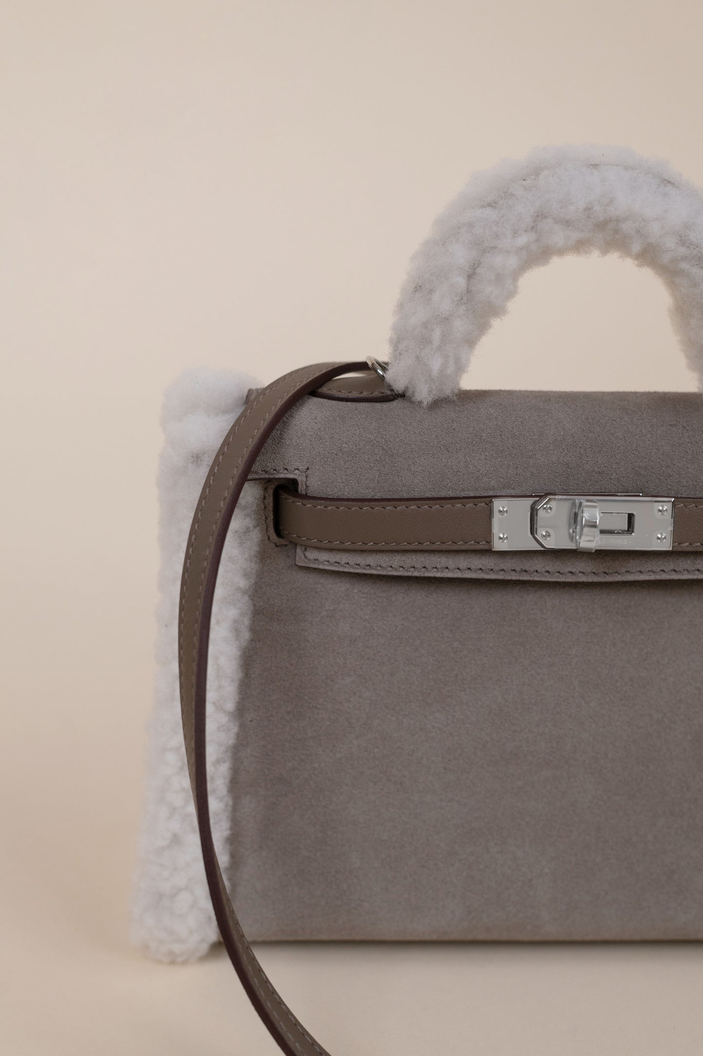 Hermès Mini Kelly Shearling in Gold & Etoupe PHW