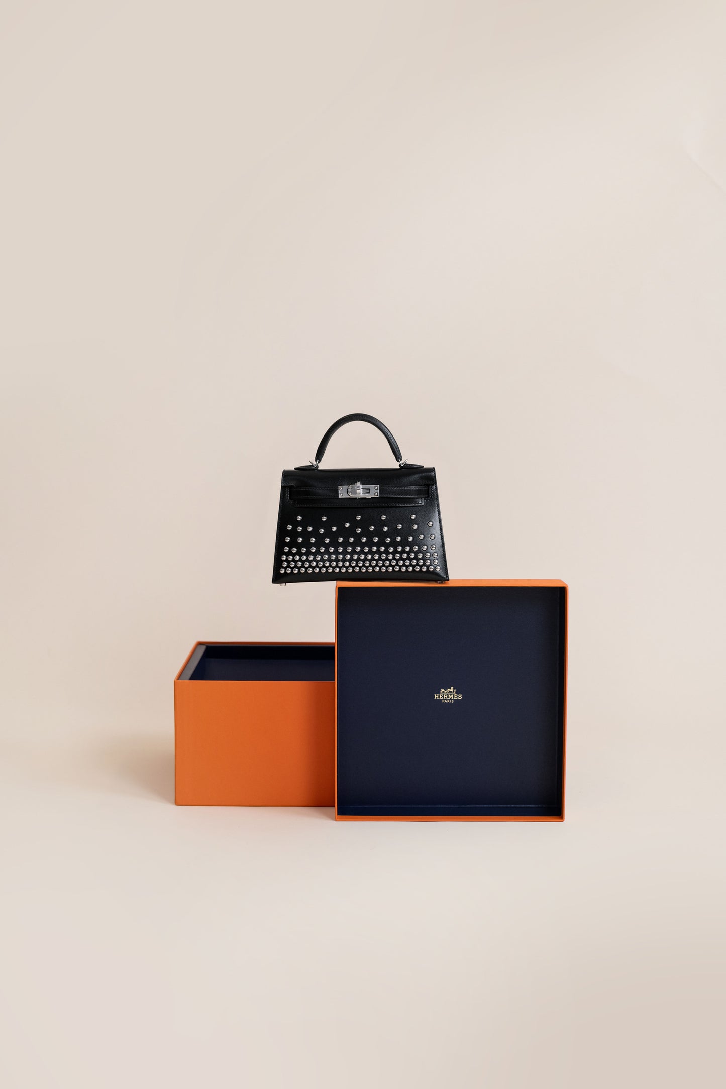 Hermès Clouté Mini Kelly 20 Studded Black PHW