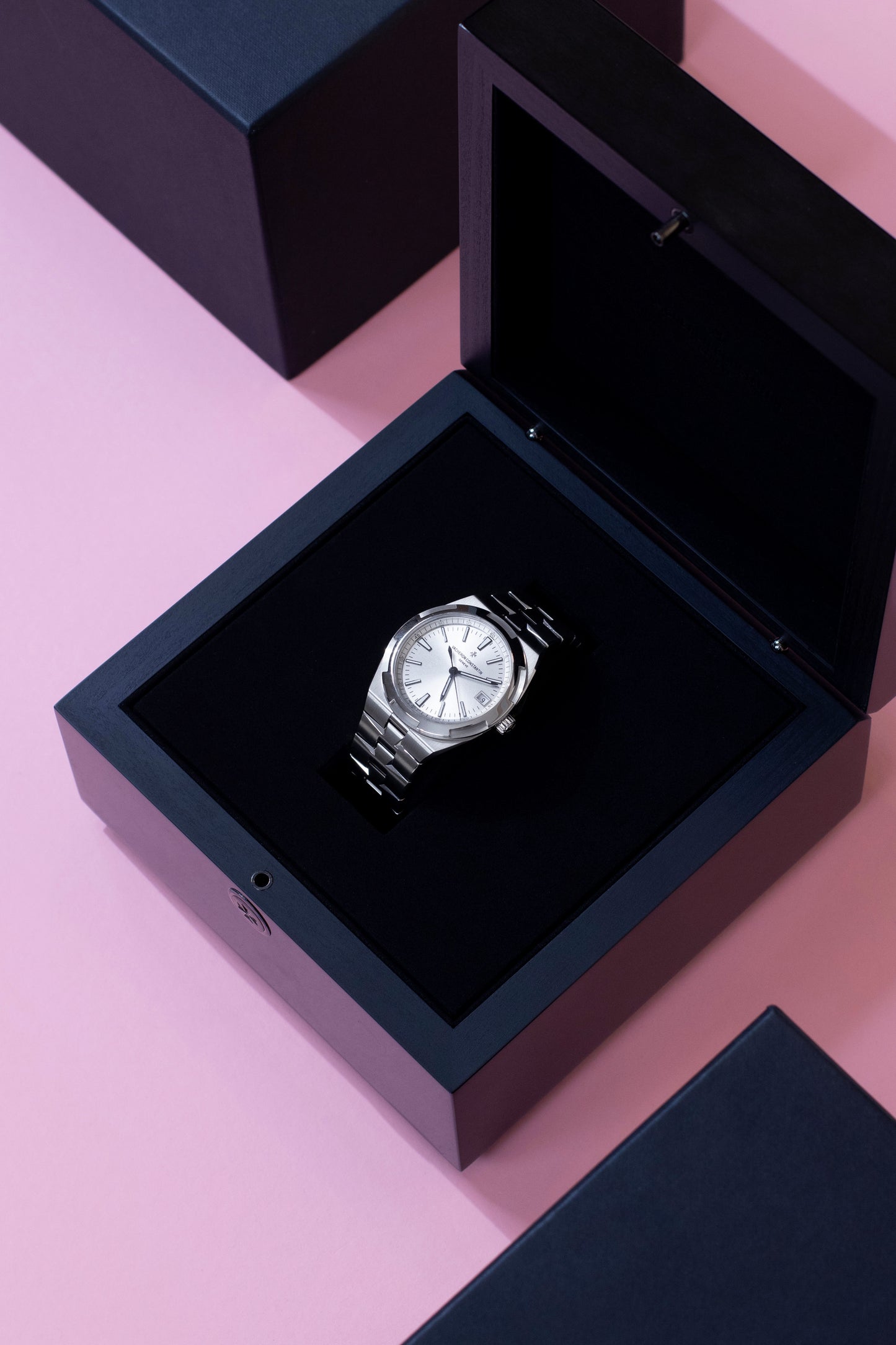 Vacheron Constantin Silver Dial Steel Overseas 41mm Watch