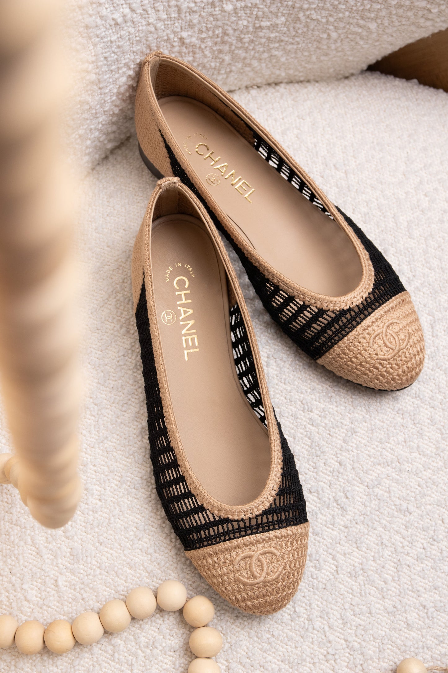 Chanel CC Ballet Flats Raffia in Beige/Black