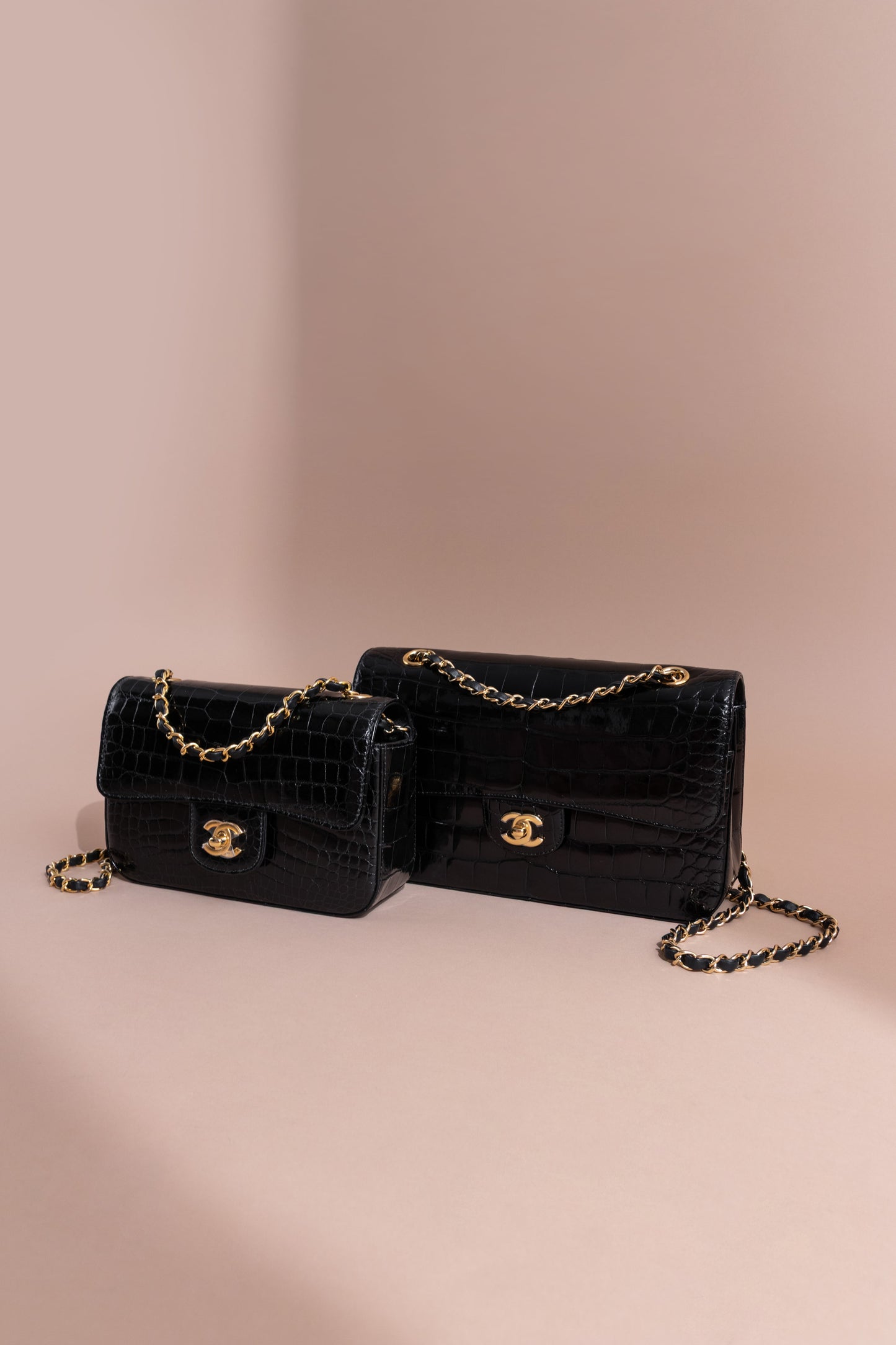 Chanel Classic Medium Double Flap Shiny Crocodile Black vs. Mini