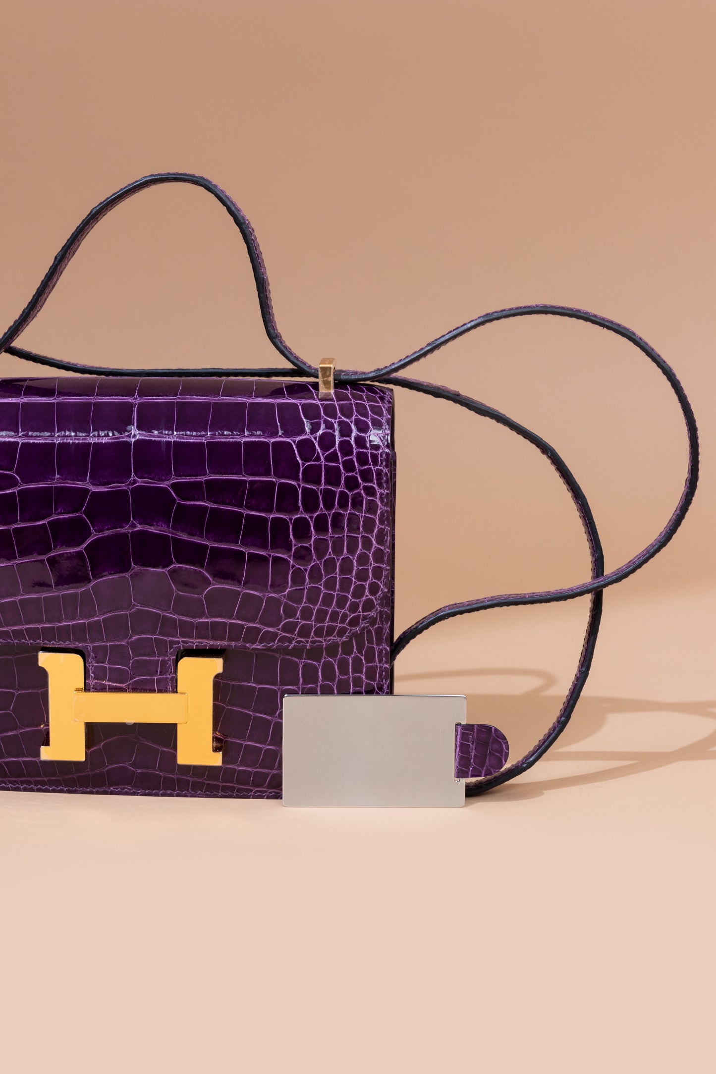 Hermès Constance 18 Shiny Alligator Cassis GHW