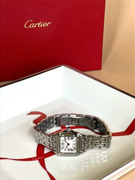 ساعة بانثير دو كارتييه