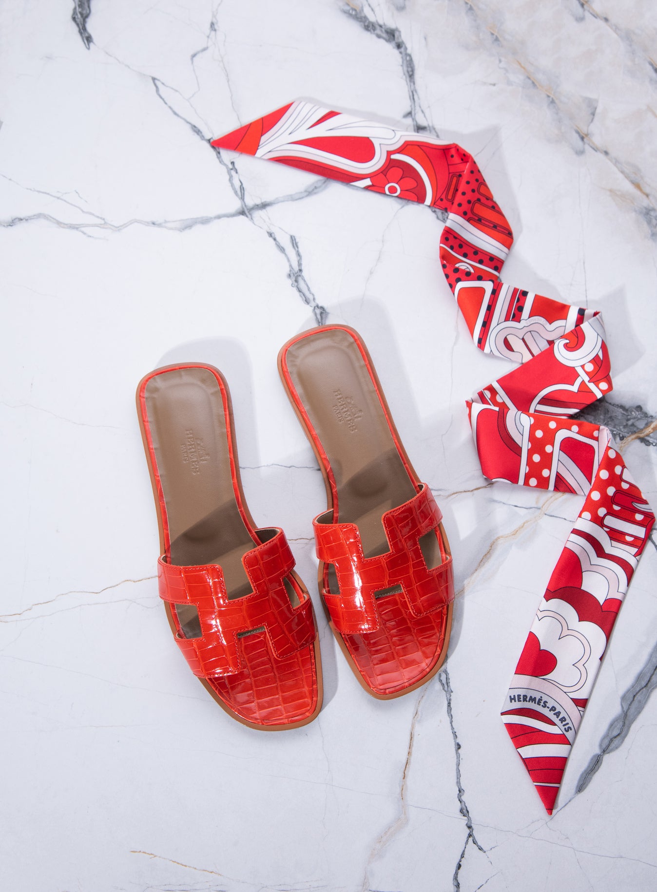 Hermès Oran Sandals in Alligator Orange Poppy