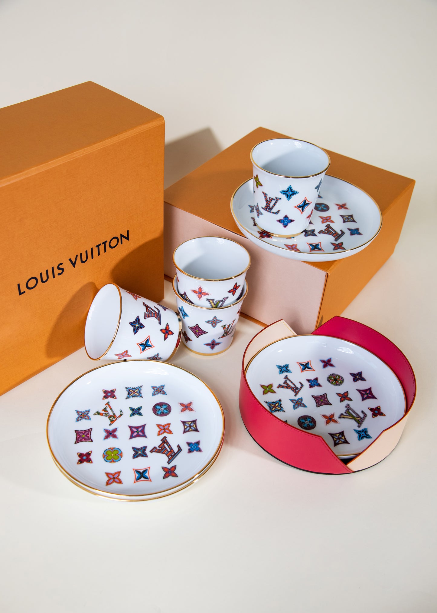 Louis Vuitton Plate and Cup Set