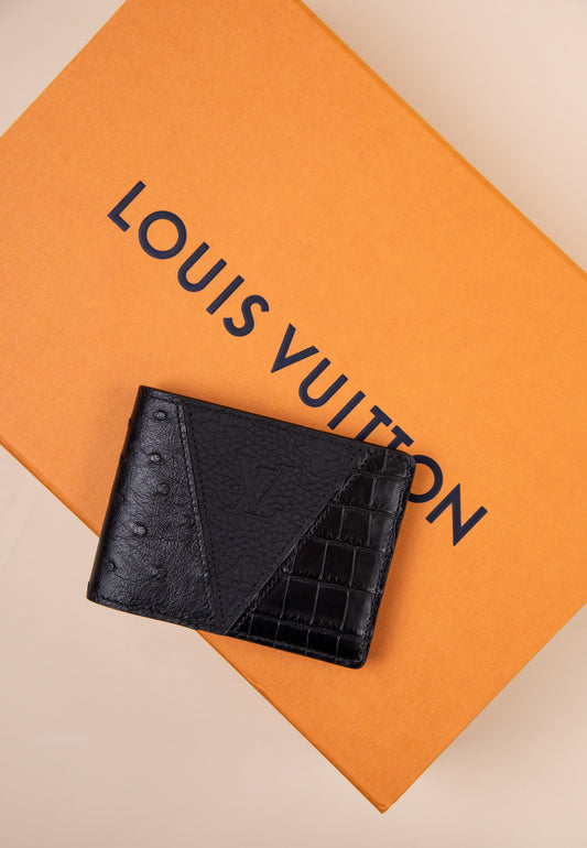 محفظة لويس فويتون متعددة الاستخدامات من جلد العجل بنقشة جلد التمساح/النعام والثور