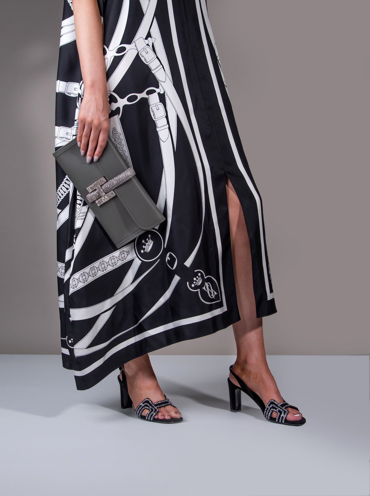 Hermès - Black & White Caftan Dress with Jige Lizard Touch Clutch in Gris Meyer/Ombre