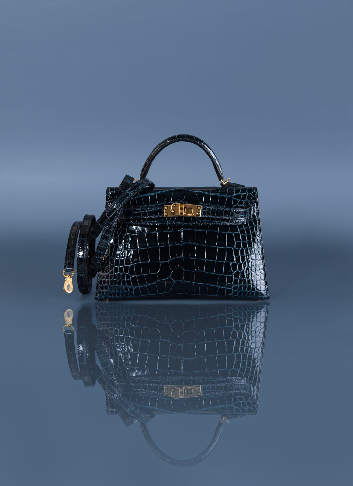 Hermès Mini Kelly Shiny Crocodile in Vert Rousseau GHW