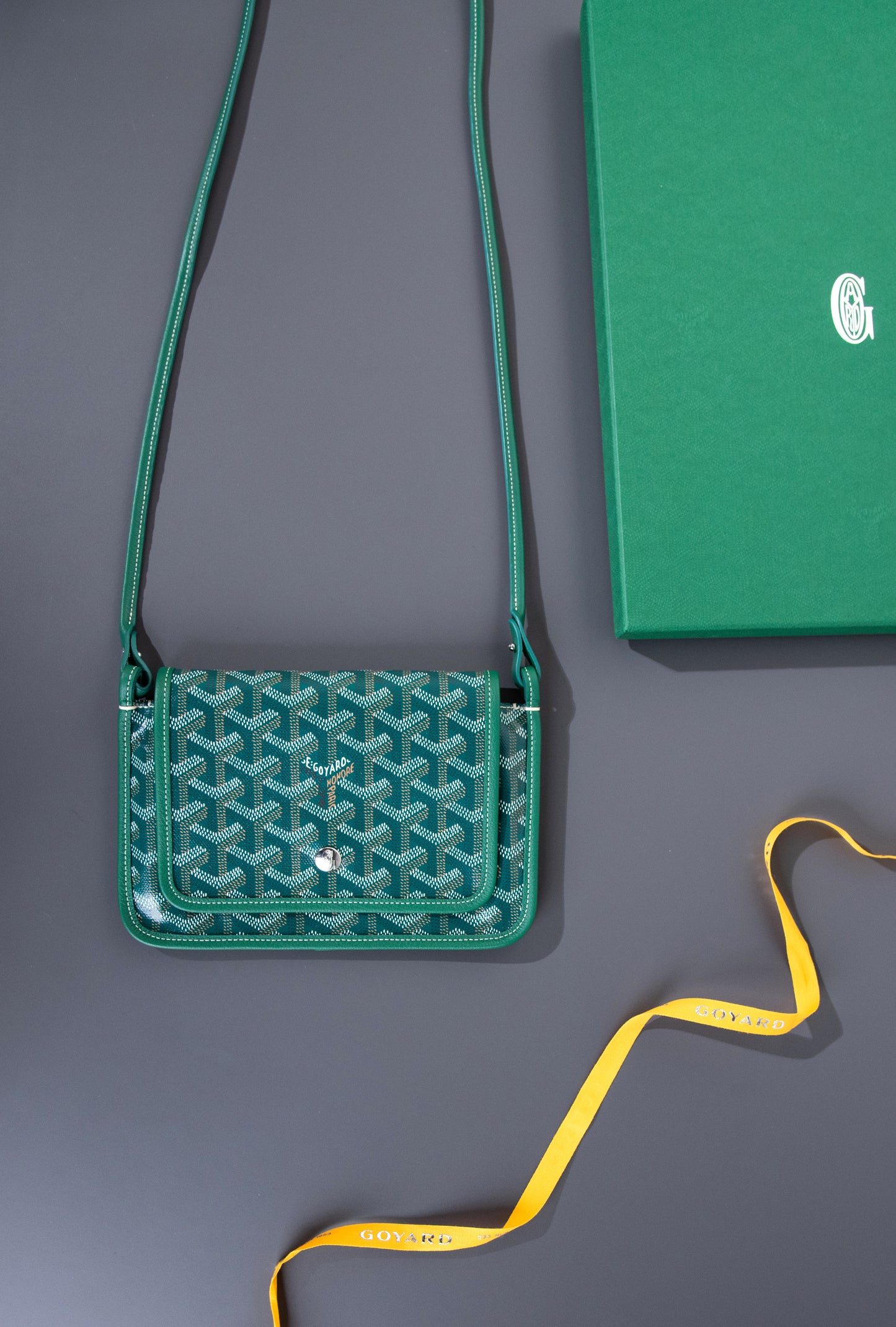 Goyard Plumet Pocket Wallet in Green