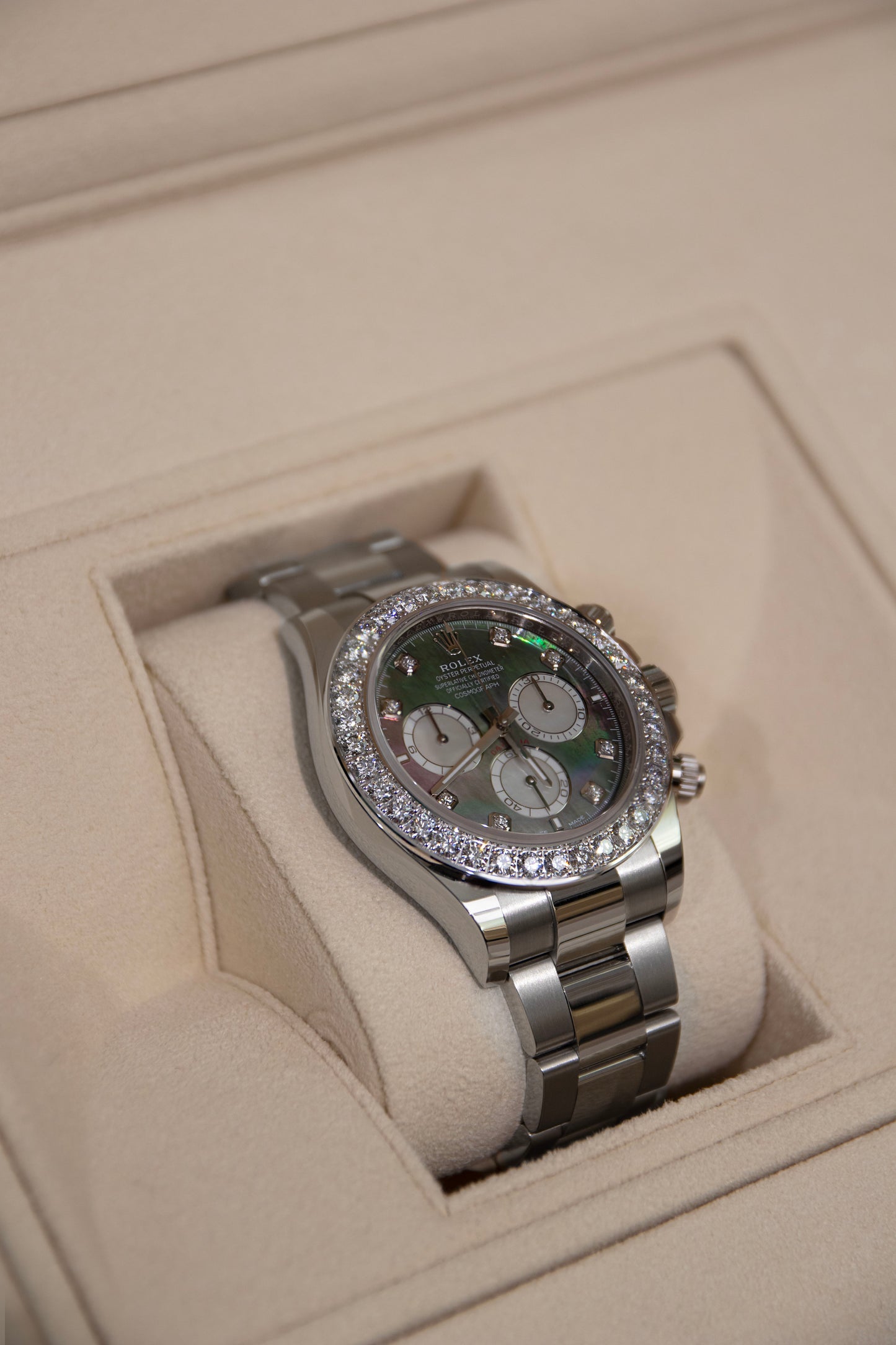 Rolex Cosmograph Daytona White Gold - Mother of Pearl with Diamond 40mm
