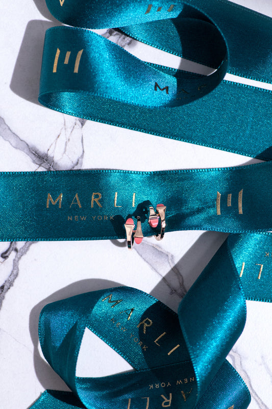 أقراط مارلي كليو الذهبية من المرجان الوردي