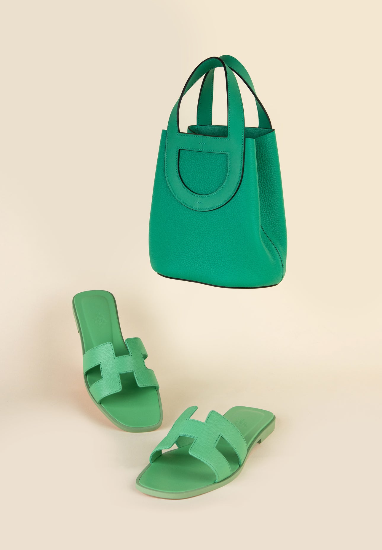 Hermès In-the-Loop Bag in Menthe with Oran Sandals in Malachite