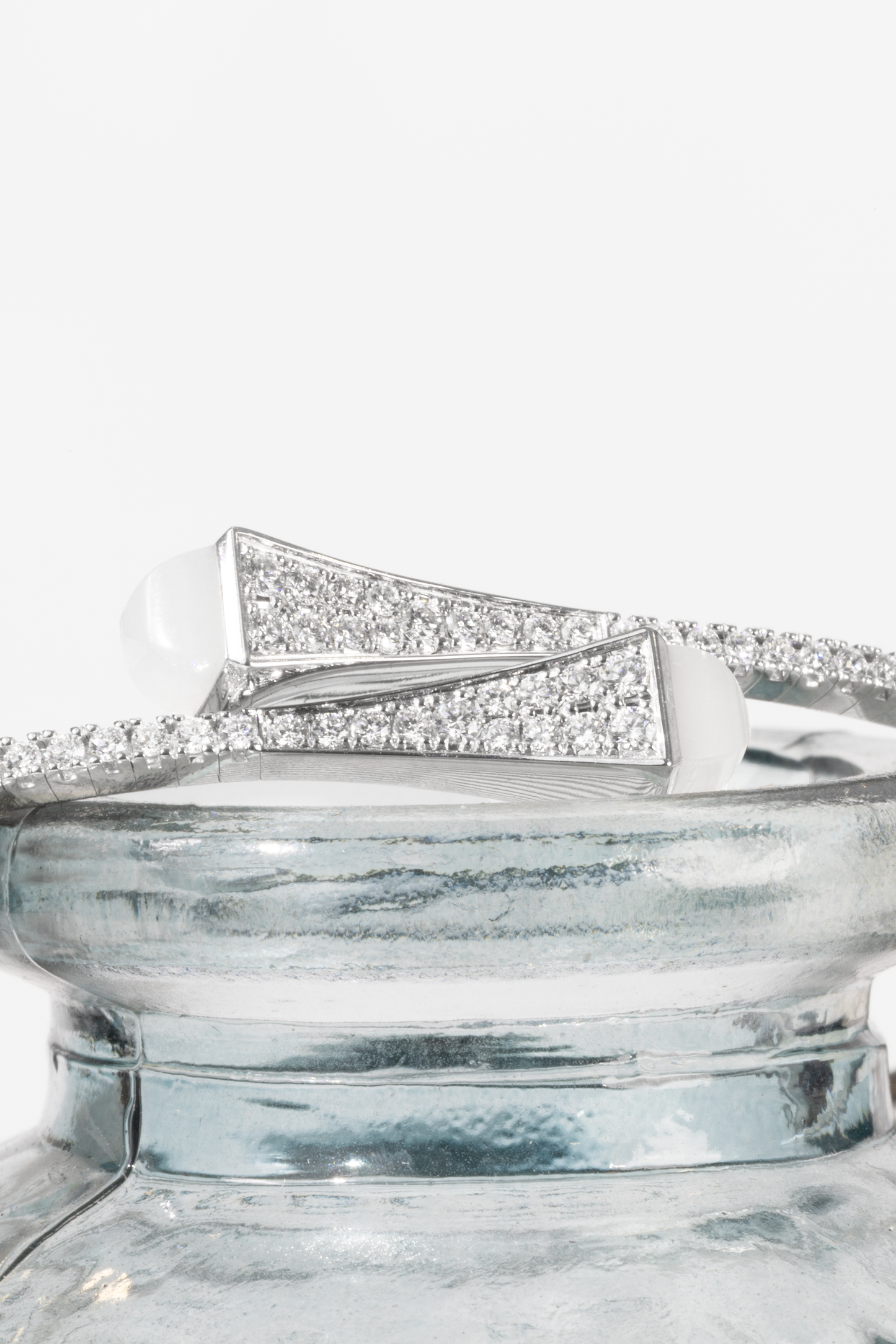 Marli Cleo Bangle in White Gold Diamond/Moon Stone