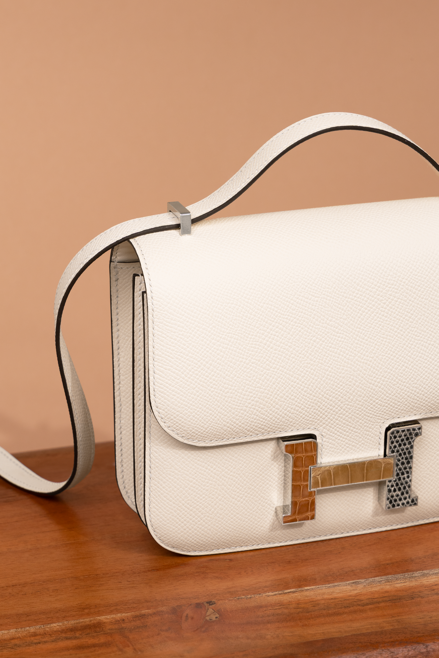 Hermès Mini Constance Epsom 18 Touch in Nata/Tabac Cam/Beige Sab/Ombre