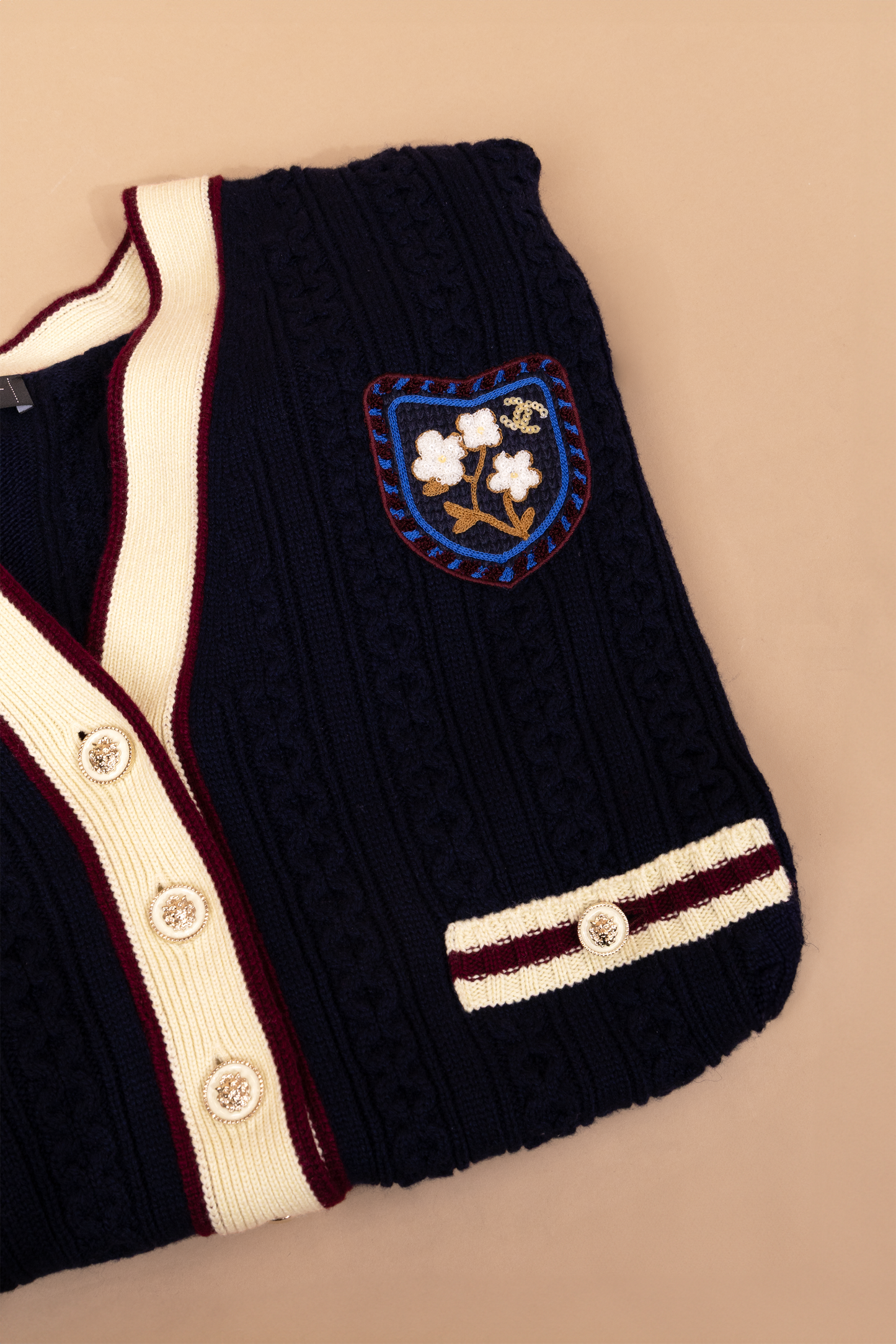 Chanel Pullover Cardigan in Navy Blue/Light Yellow/Burgundy