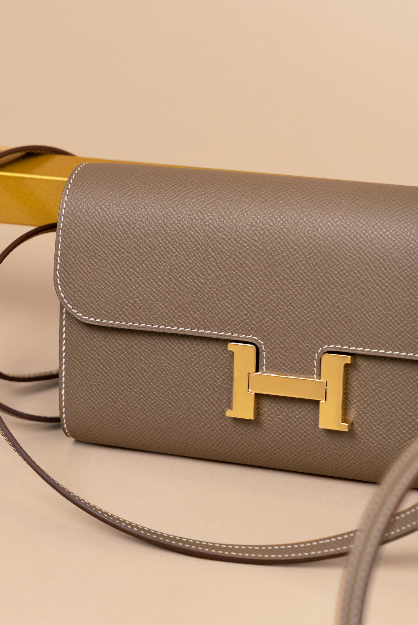 Hermès Constance Epsom Wallet To Go in Etoupe GHW