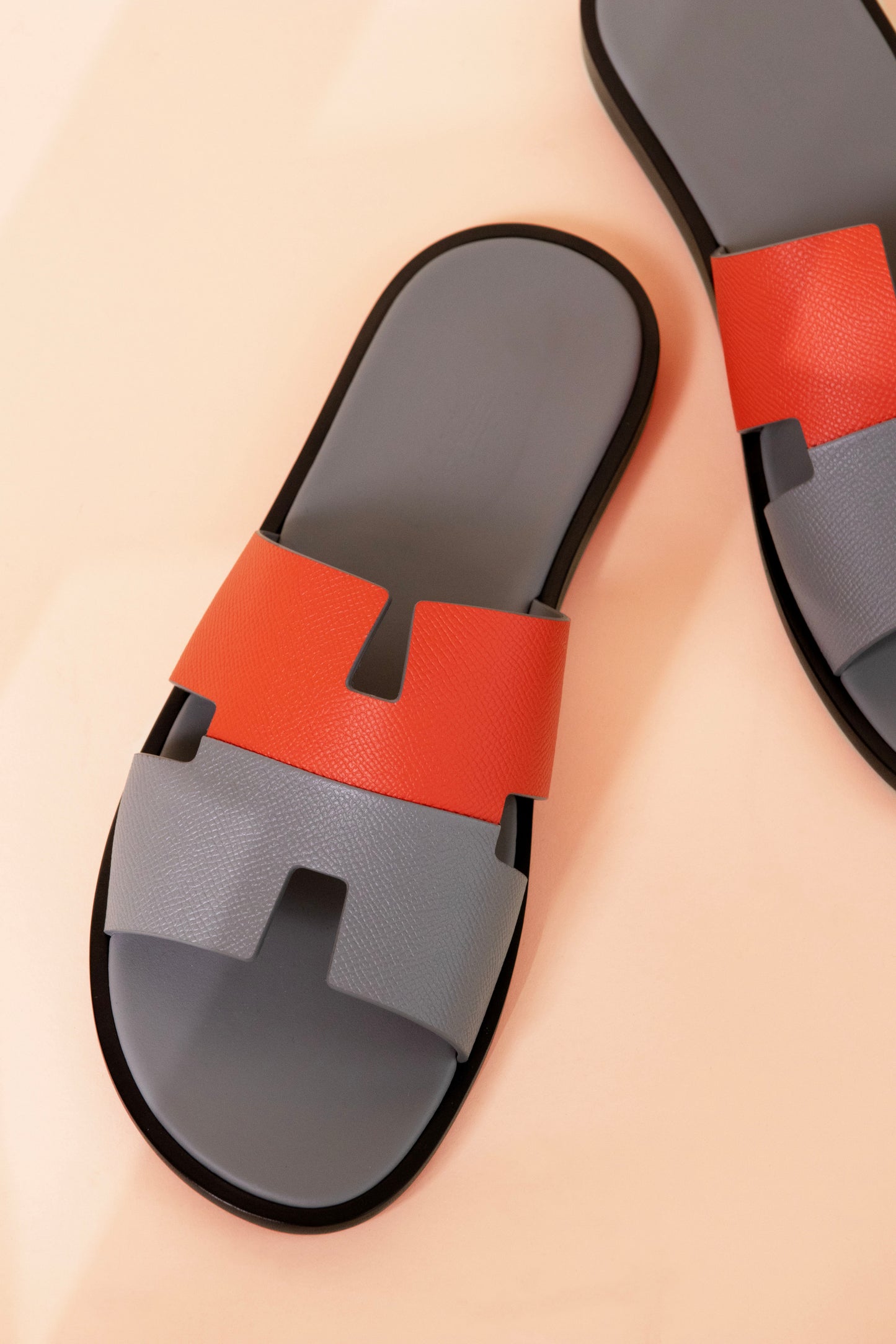 Hermès Izmir Sandals in Orange Poppy/Gris Brume