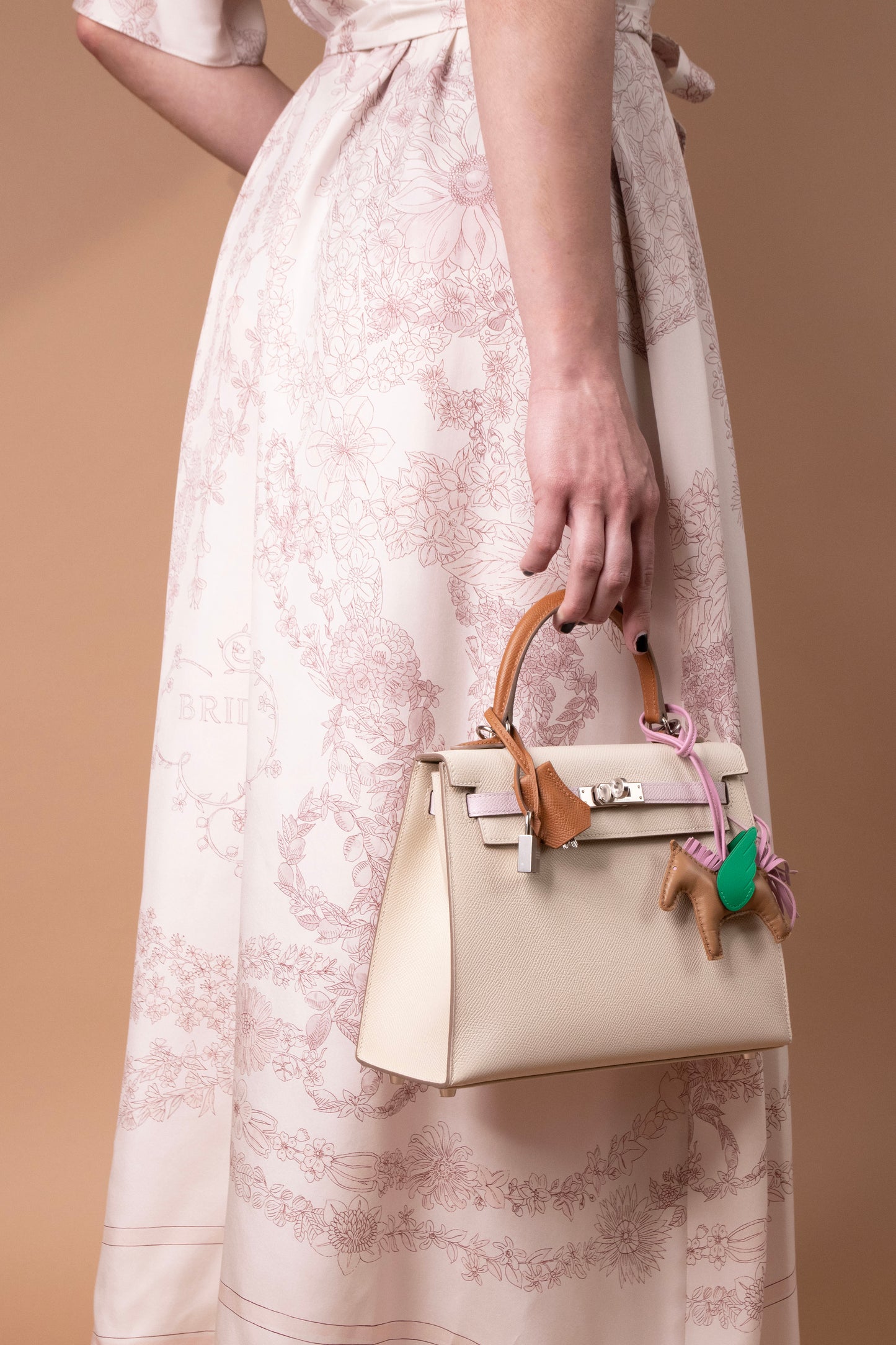 Hermès Kelly 25 Epsom Tricolor Craie, Mauve Pale & Gold PHW