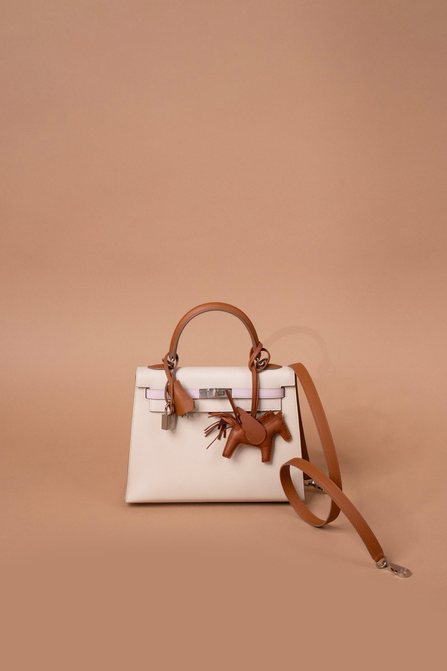 Hermès Kelly 25 Epsom Tricolor Craie, Mauve Pale & Gold PHW