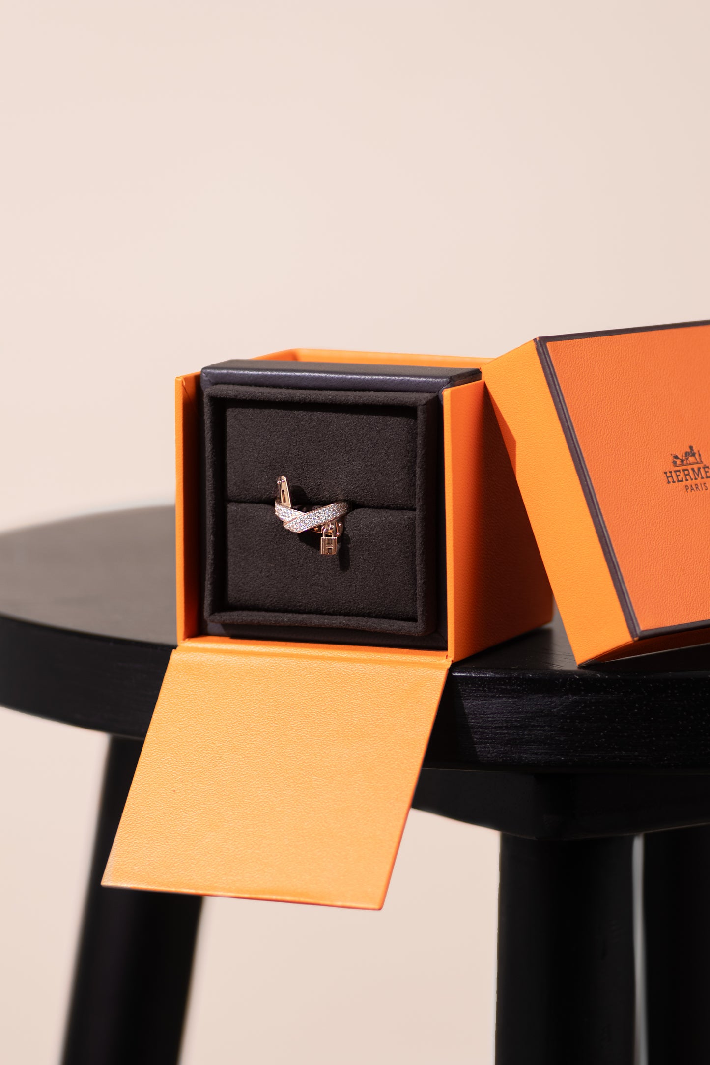 Hermès Kelly Gavroche Rose Gold Diamond Ring