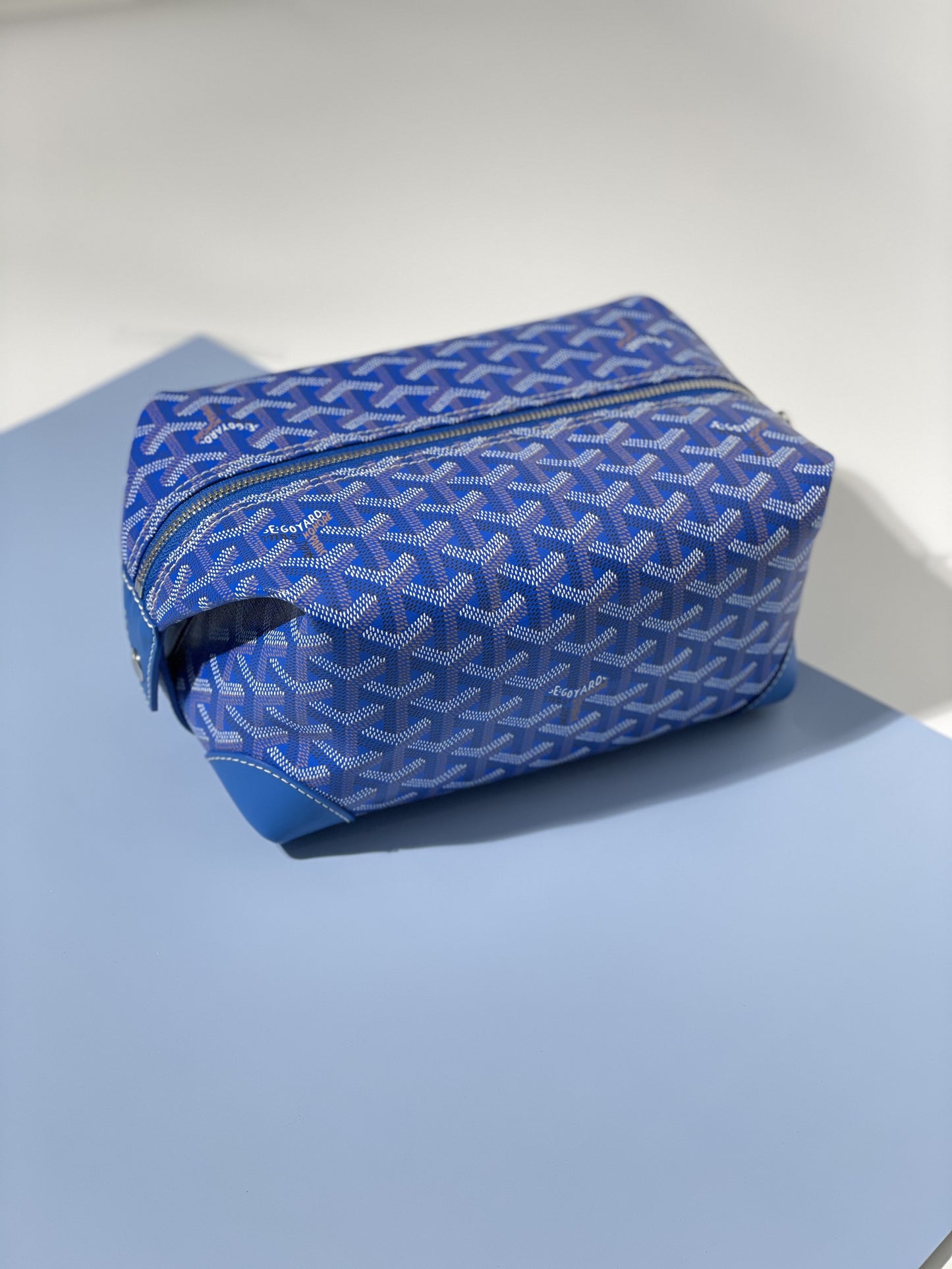 Goyard Boeing 25 CM Pouch Case in Blue
