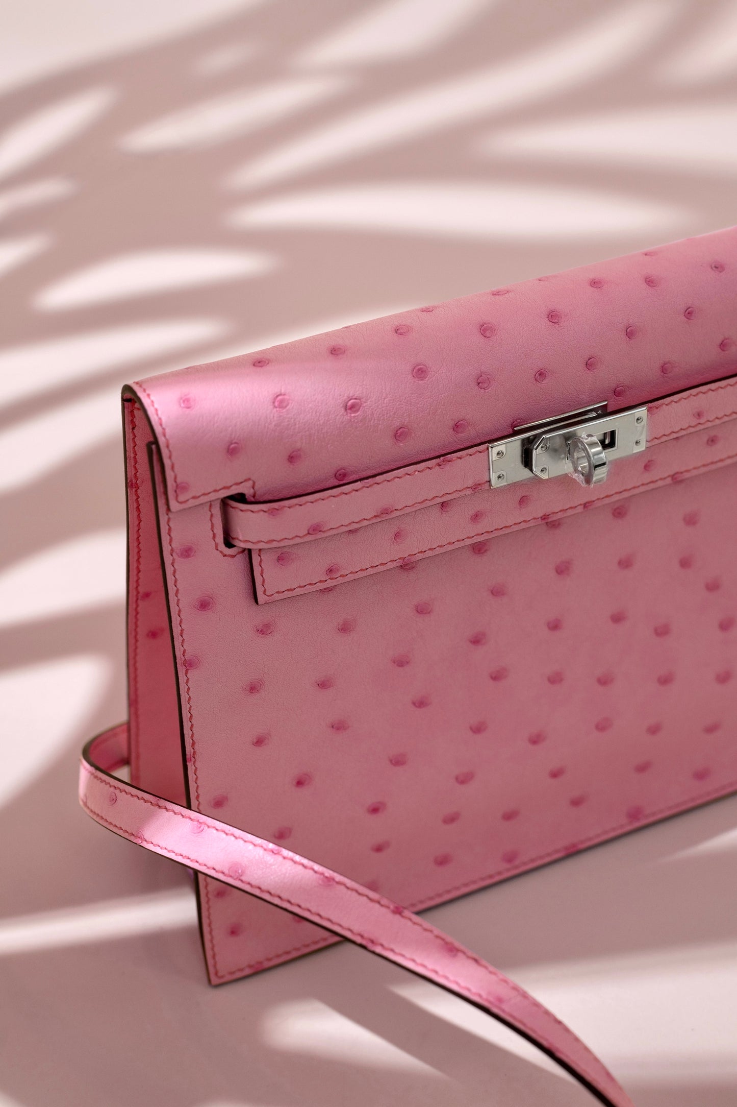 Hermès Kelly Danse Ostrich in Bubblegum PHW
