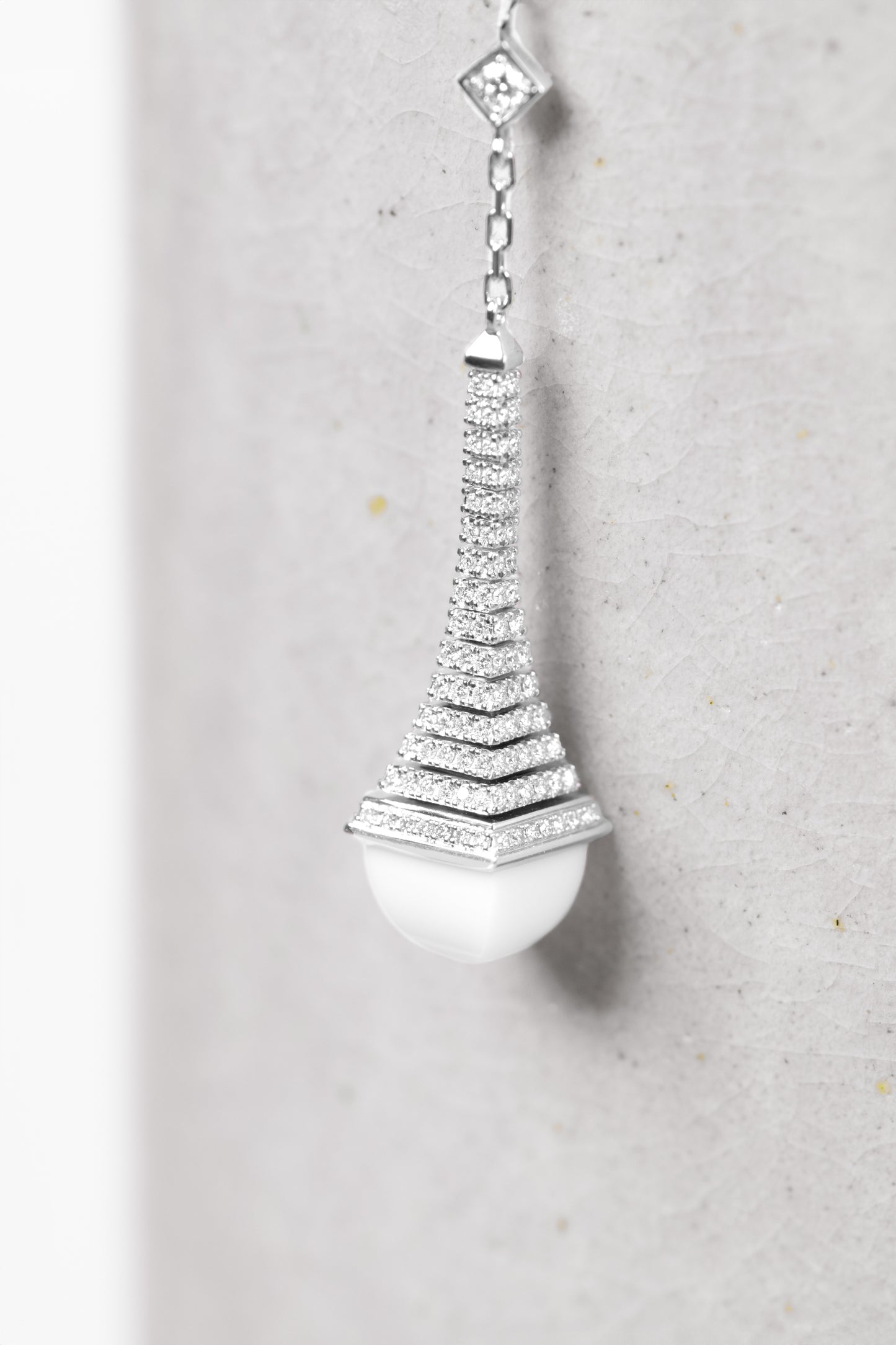 Marli Cleo Rev White Gold Diamond/White Agate Long Chain Drop Pendant Necklace
