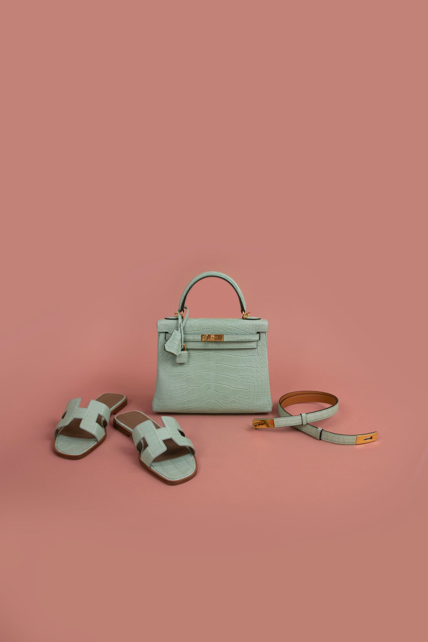 Hermès Kelly 25 Matte Alligator with Kelly Belt & Oran Sandals in Vert D'eau